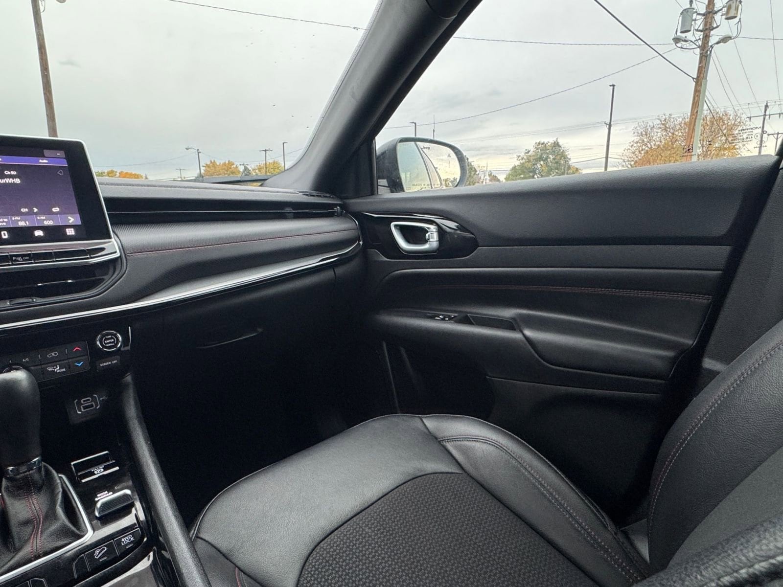 Thumbnail: 2025 Jeep Compass - 34