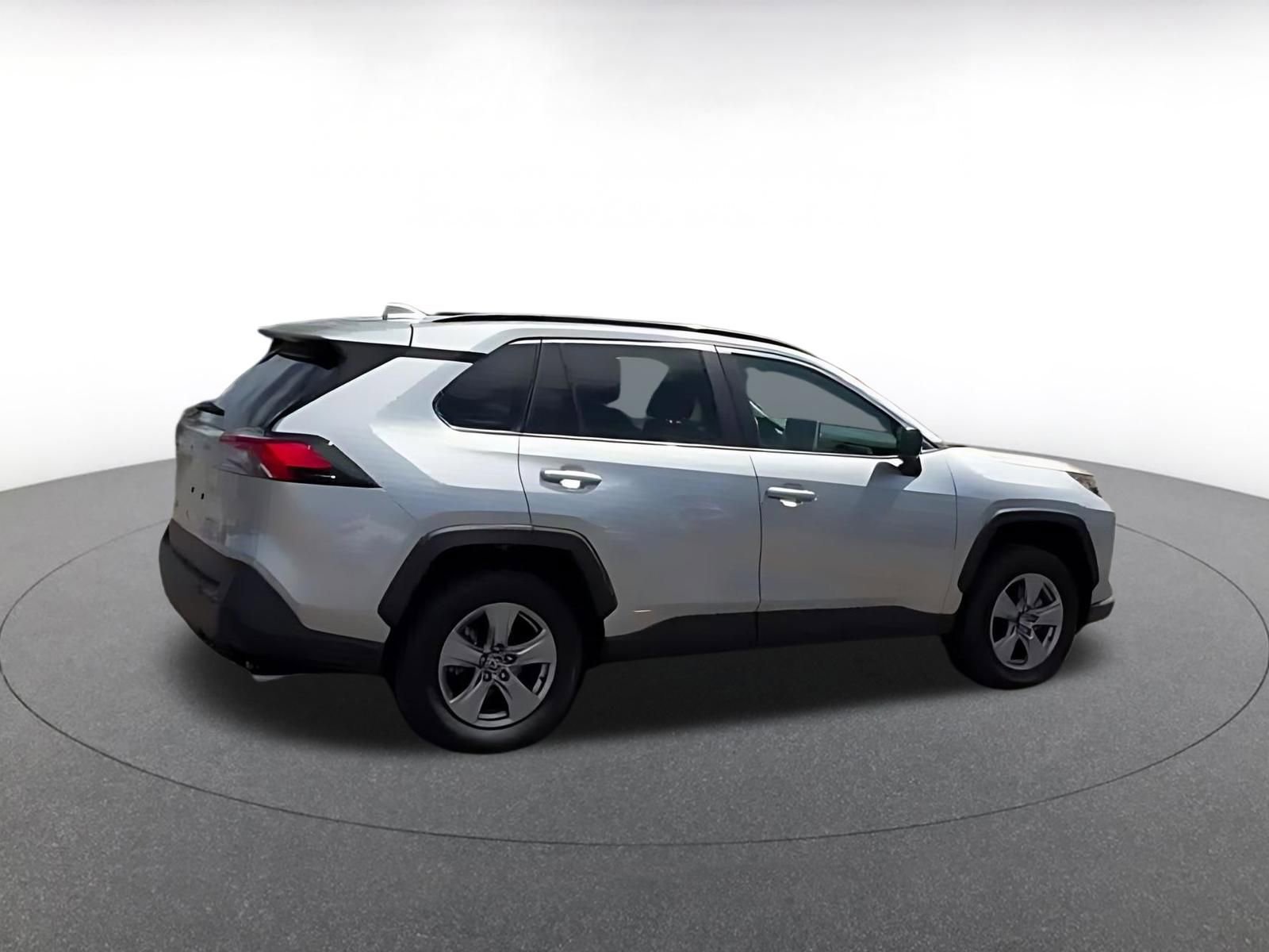 Thumbnail: 2025 Toyota RAV4 - 12