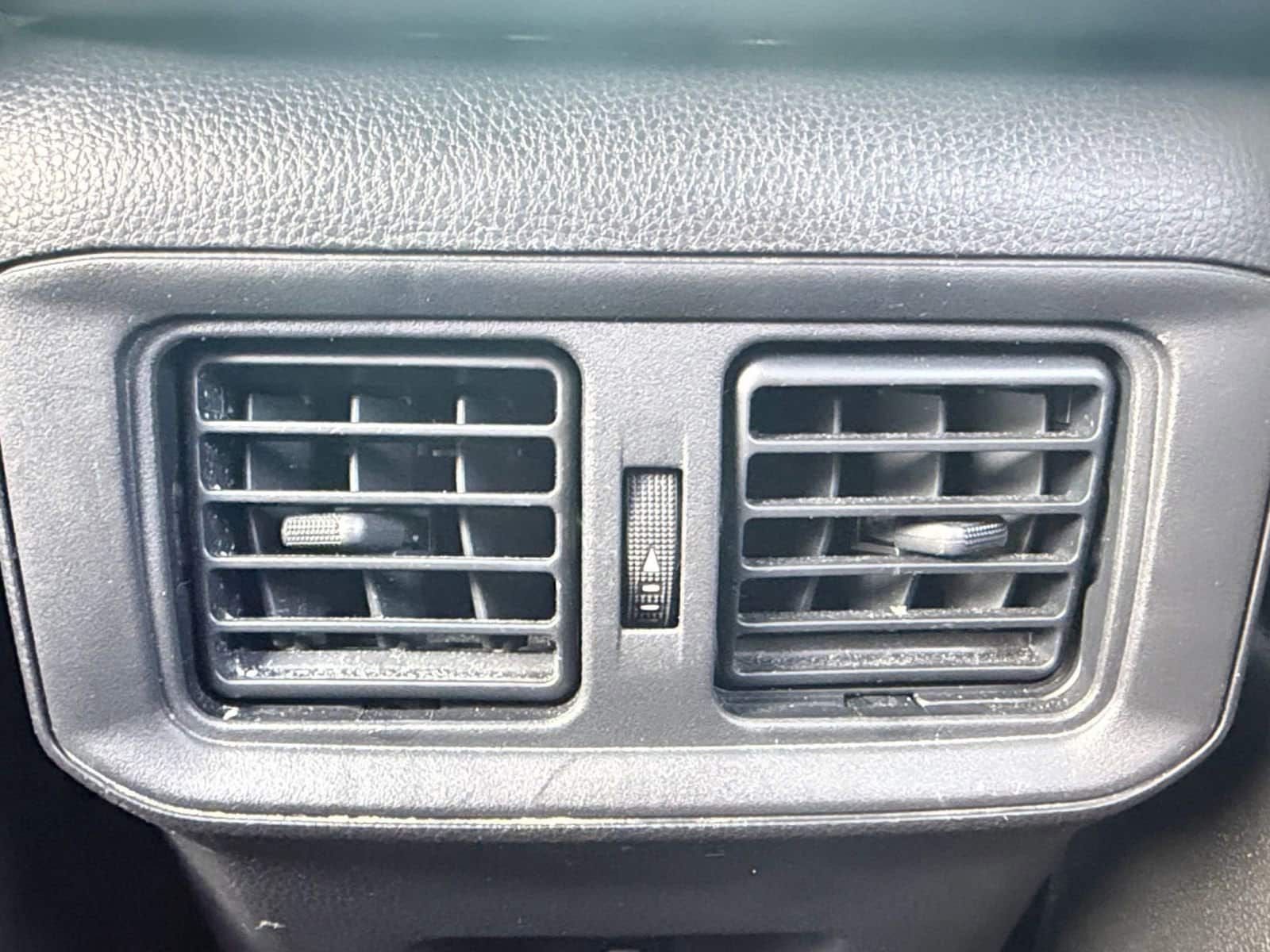 Thumbnail: 2025 Toyota RAV4 - 22