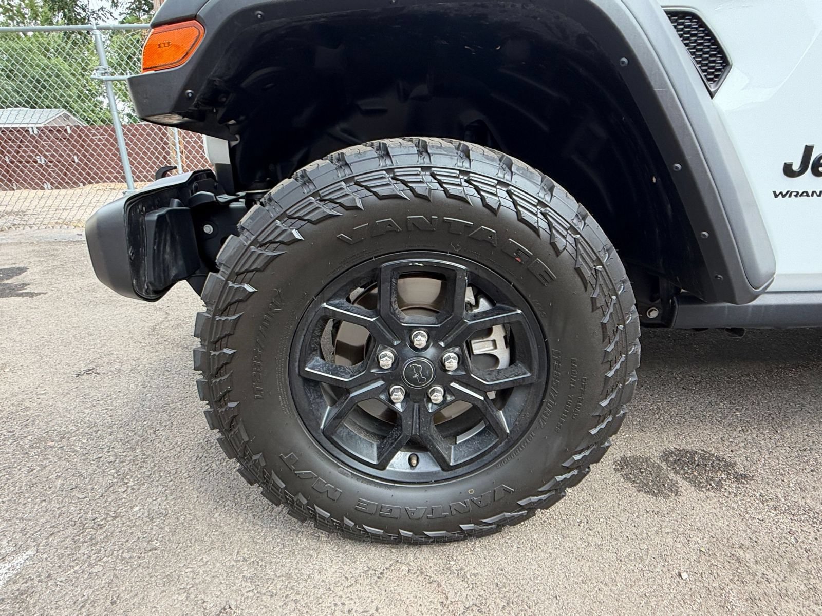 Thumbnail: 2025 Jeep Wrangler - 29