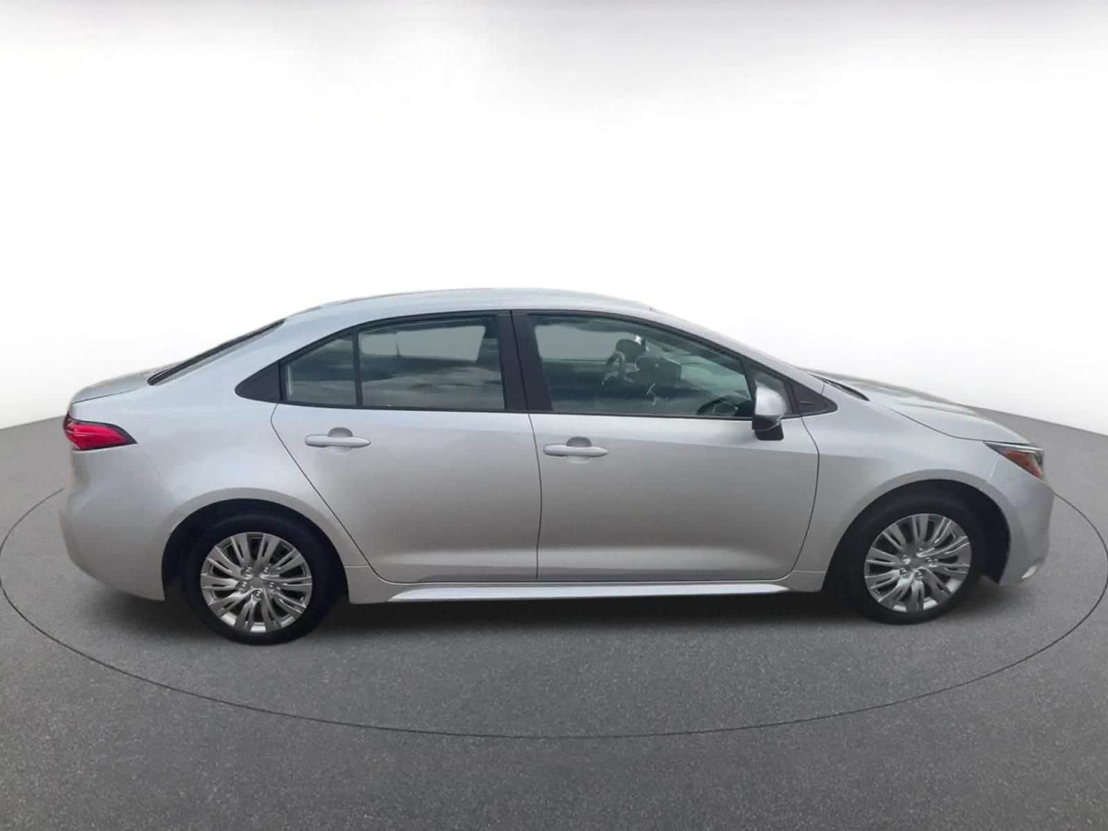 Thumbnail: 2025 Toyota Corolla - 16