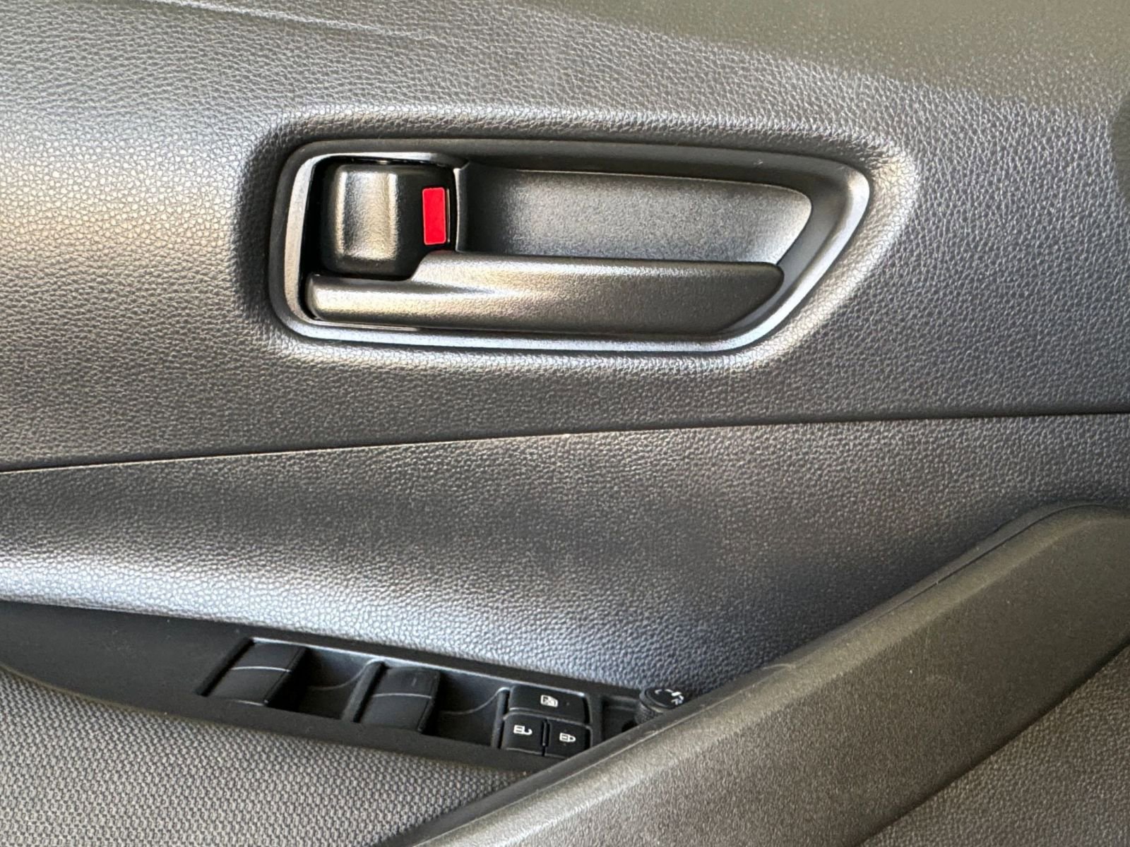 Thumbnail: 2025 Toyota Corolla - 20