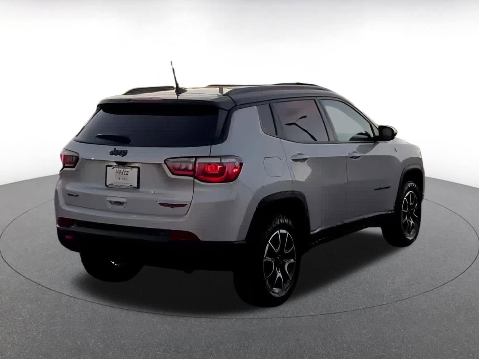 Thumbnail: 2025 Jeep Compass - 9