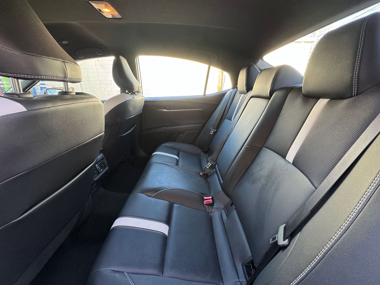 Thumbnail: 2025 Toyota Camry - 25