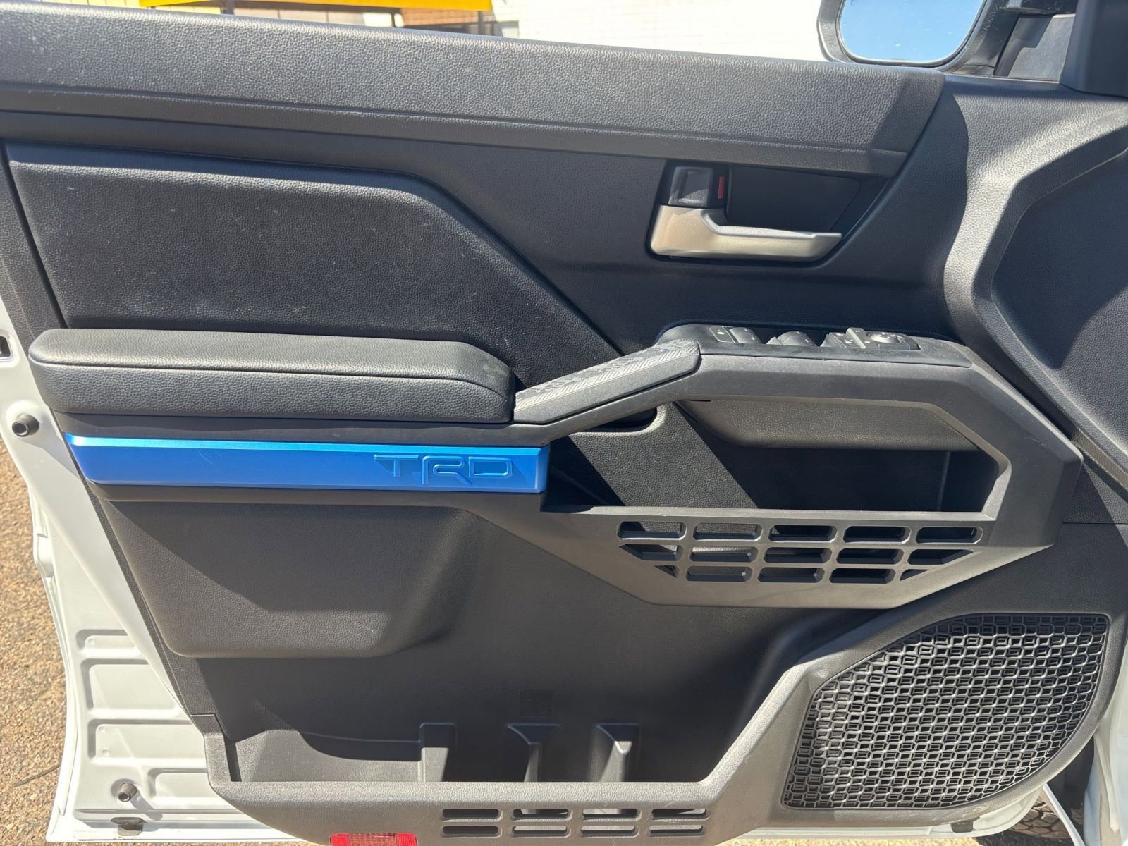 Thumbnail: 2025 Toyota Tacoma - 18