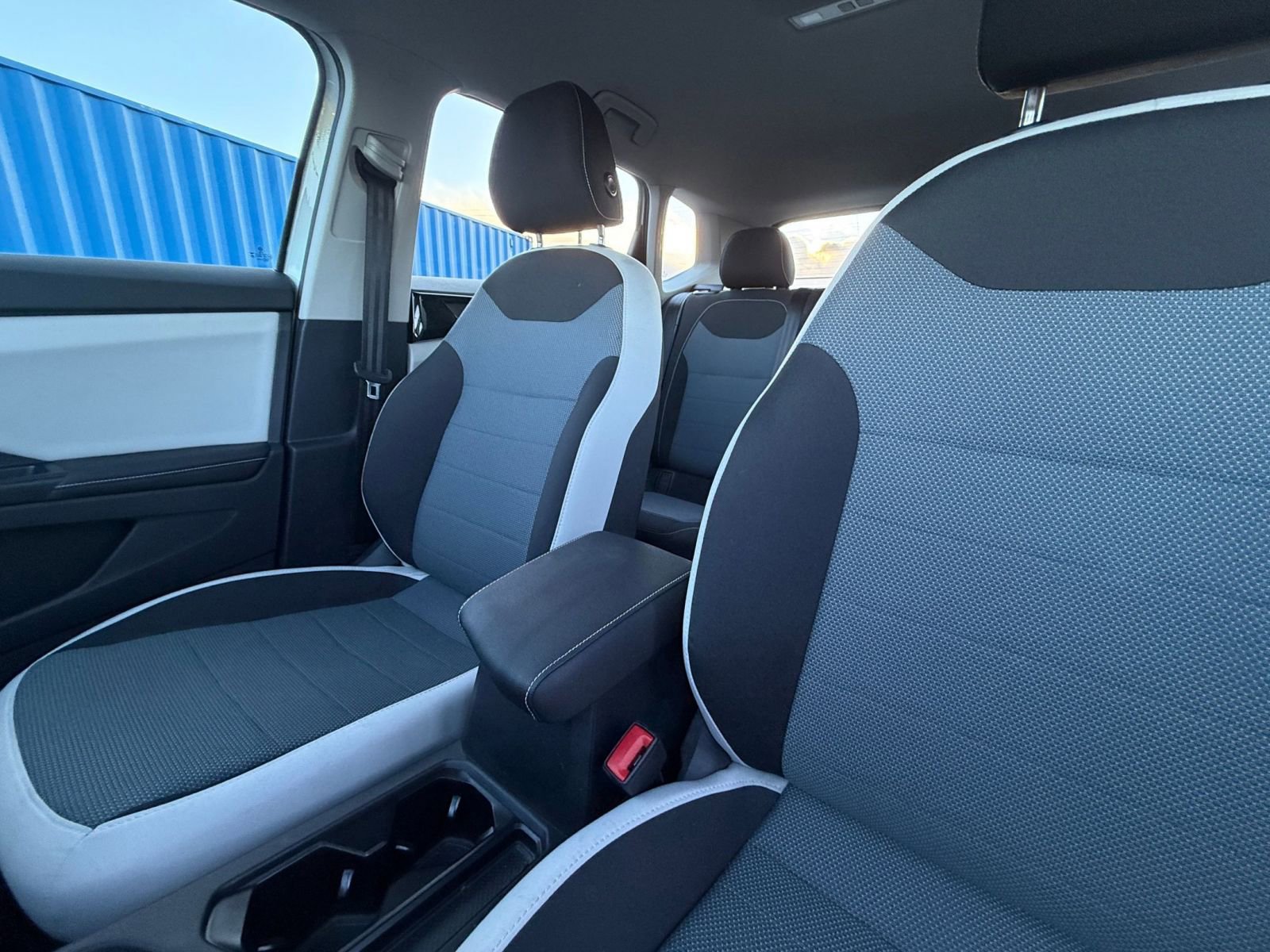 Thumbnail: 2025 Volkswagen Taos - 34