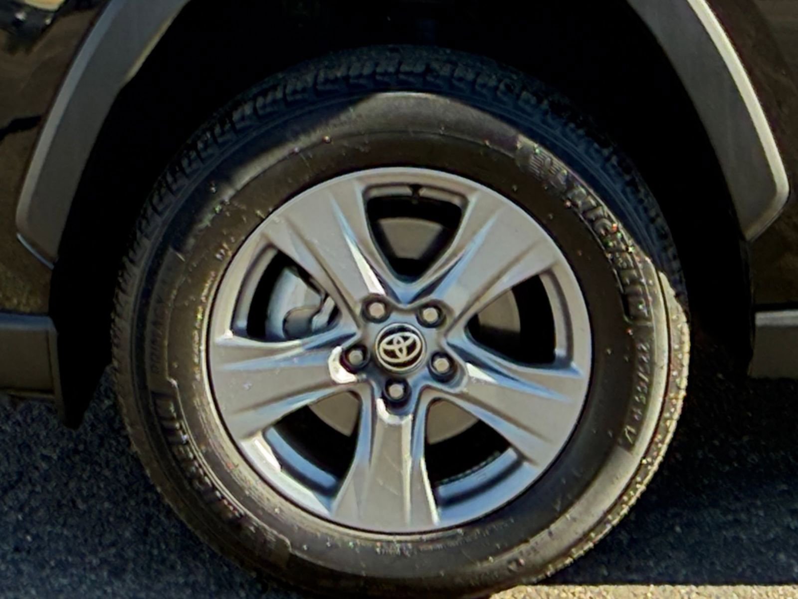 Thumbnail: 2025 Toyota RAV4 - 29