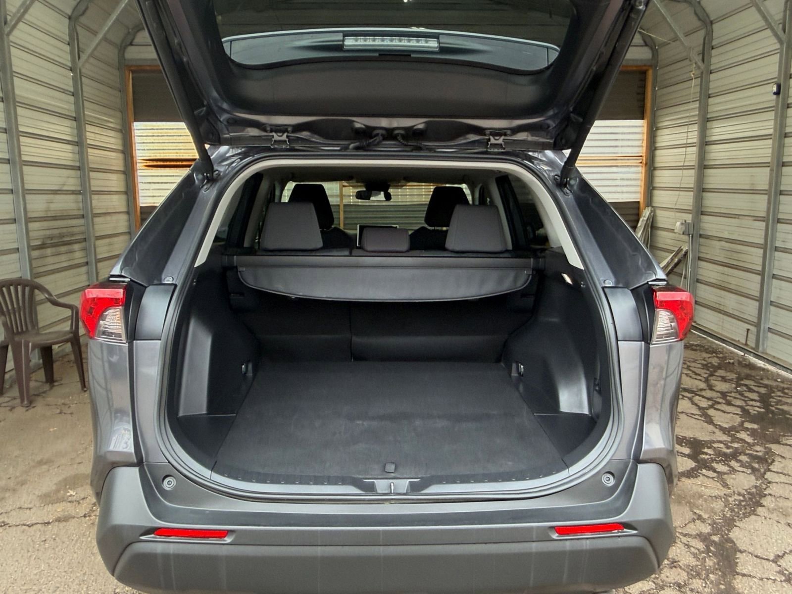 Thumbnail: 2025 Toyota RAV4 - 31