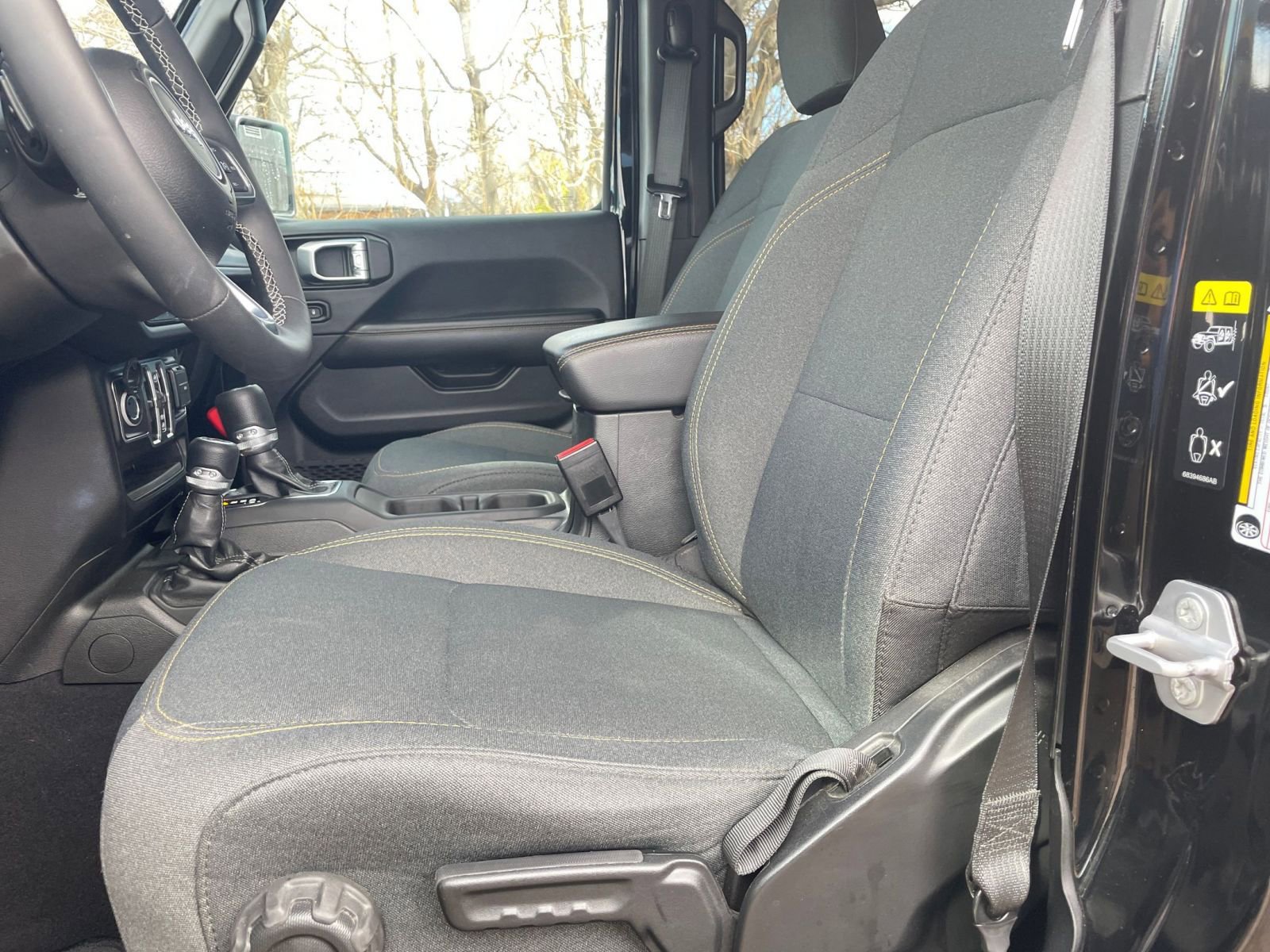 Thumbnail: 2025 Jeep Wrangler - 27