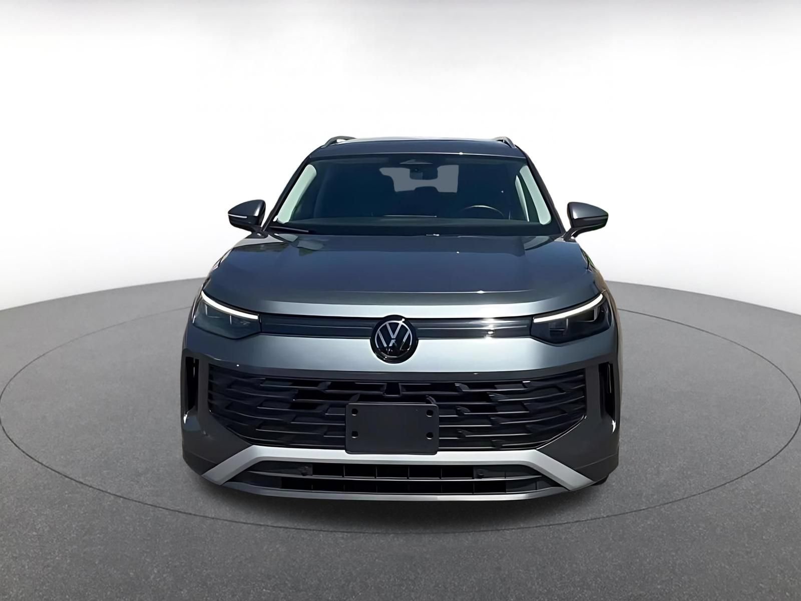Thumbnail: 2026 Volkswagen Tiguan - 4