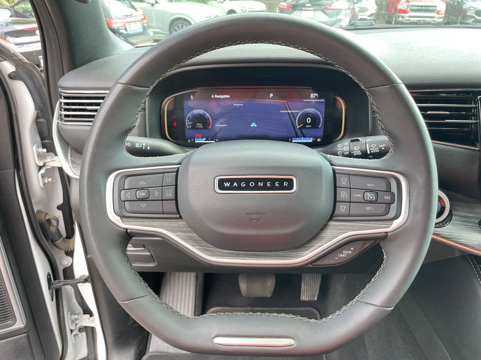 Thumbnail: 2023 Jeep Wagoneer - 28