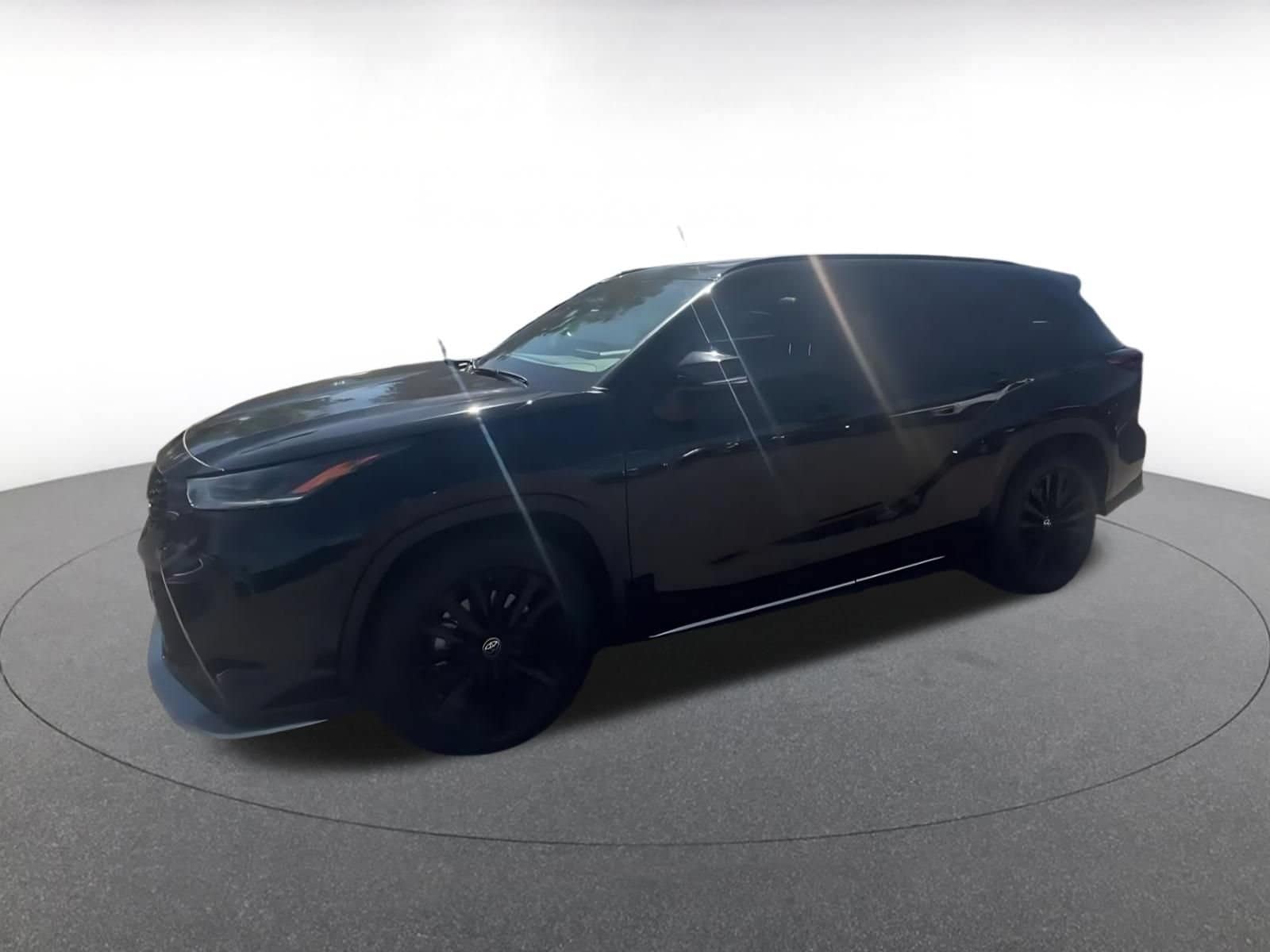 Thumbnail: 2025 Toyota Highlander - 8