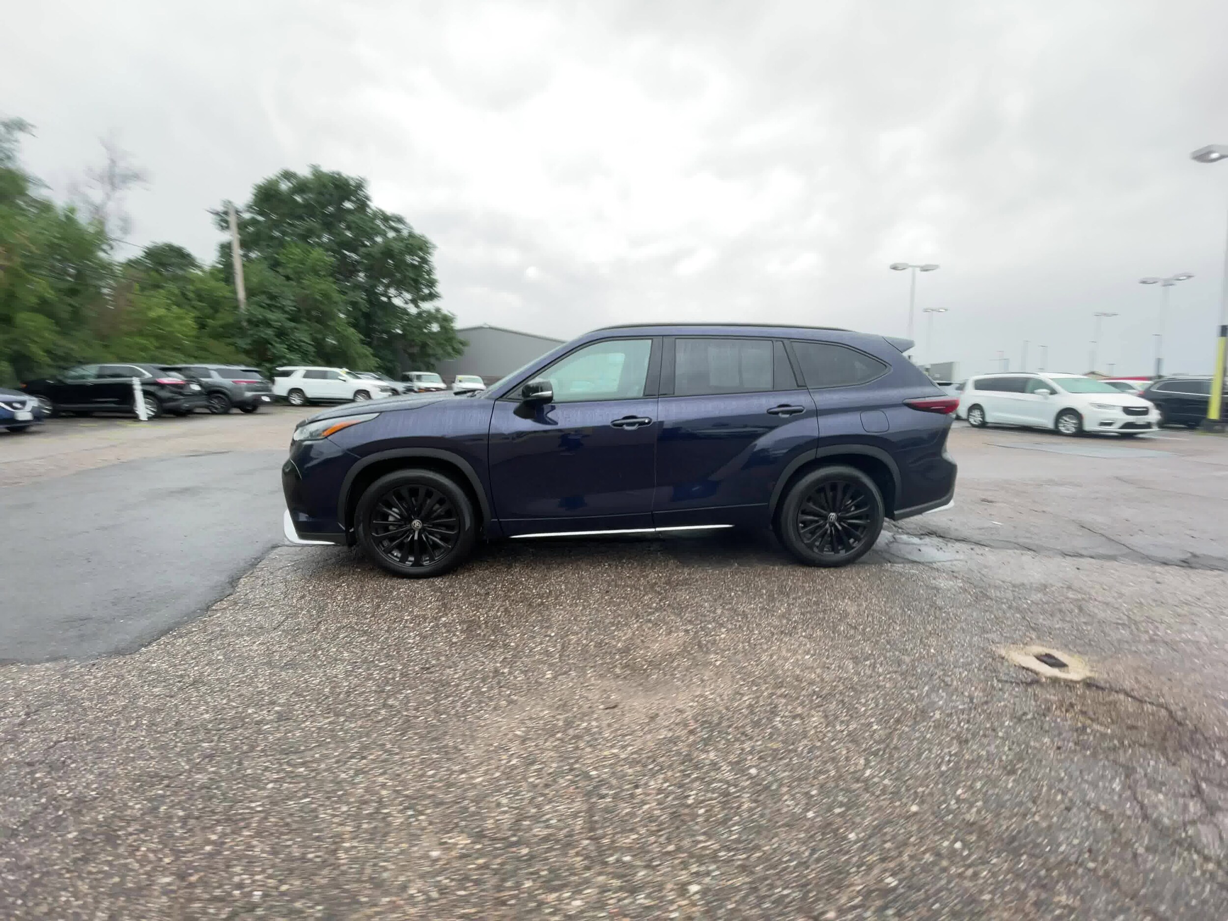 2024 Toyota Highlander XSE 8