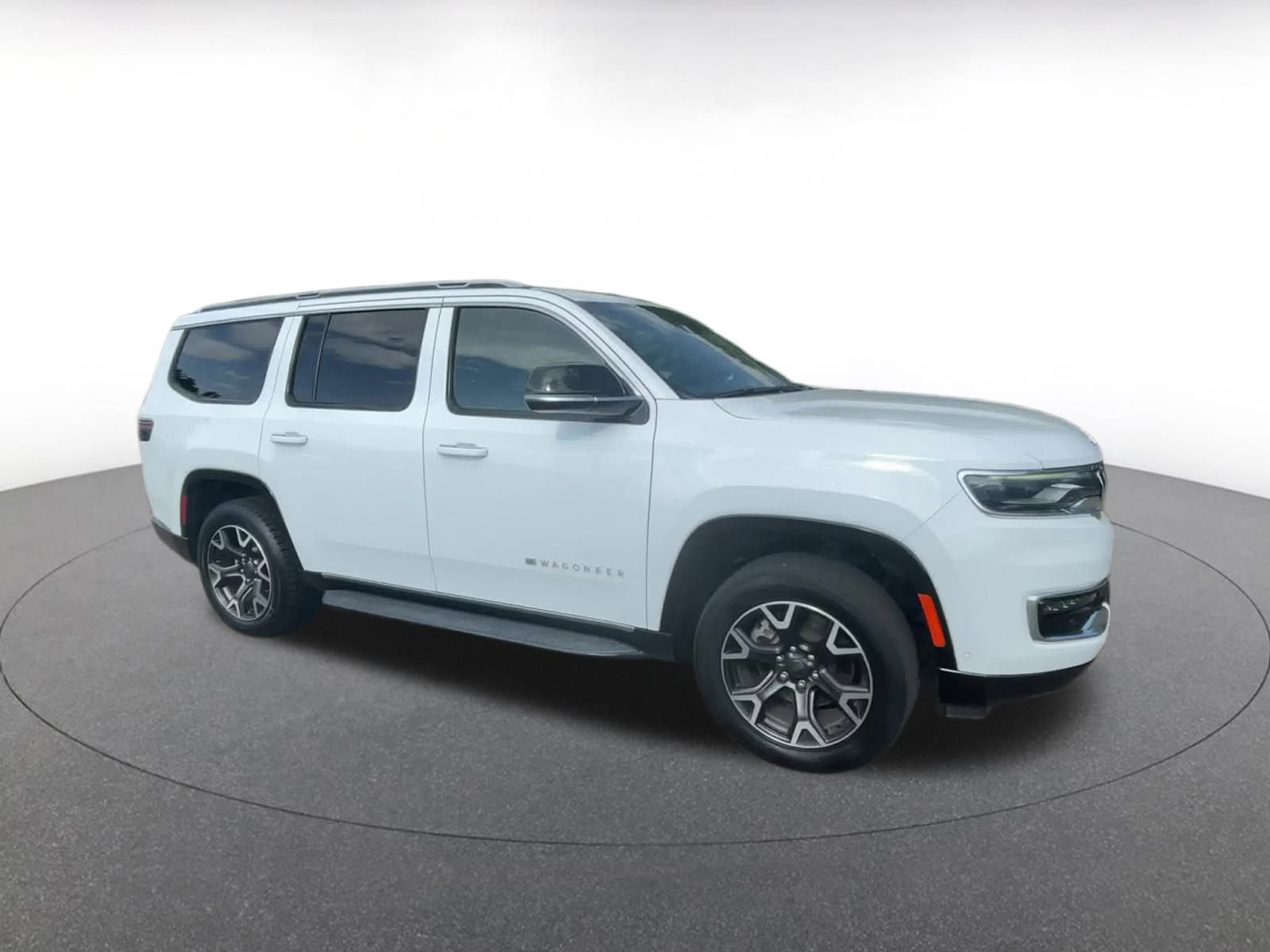 Thumbnail: 2023 Jeep Wagoneer - 2