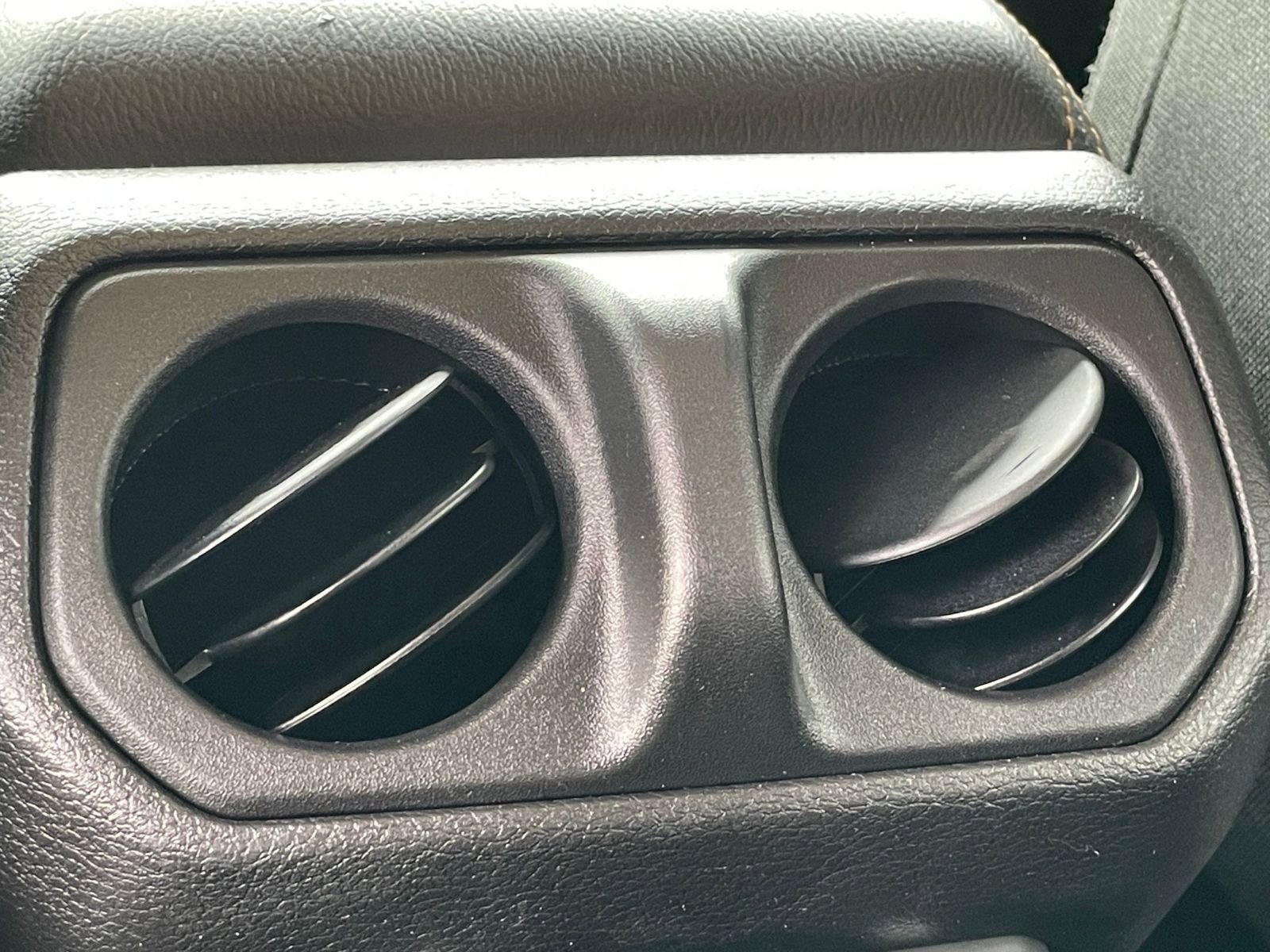 Thumbnail: 2025 Jeep Wrangler - 22