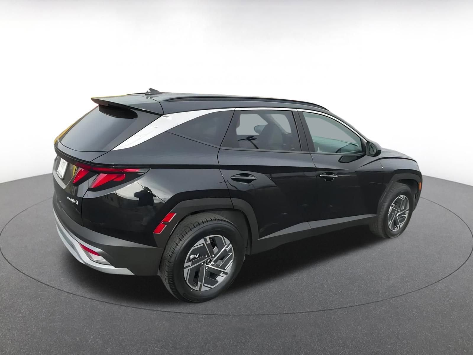 Thumbnail: 2025 Hyundai Tucson - 15