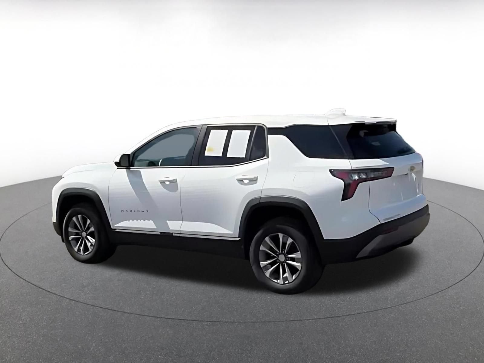 Thumbnail: 2025 Chevrolet Equinox - 9