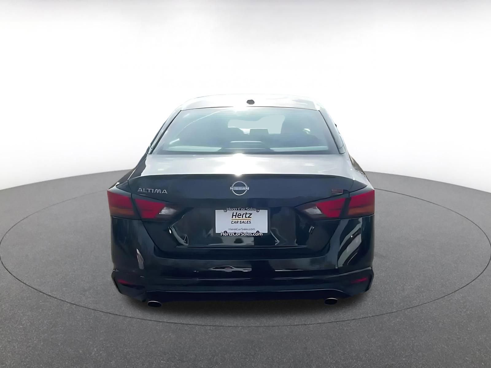 Thumbnail: 2025 Nissan Altima - 12