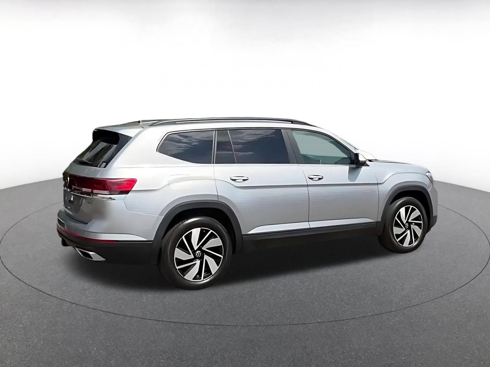 Thumbnail: 2024 Volkswagen Atlas - 14