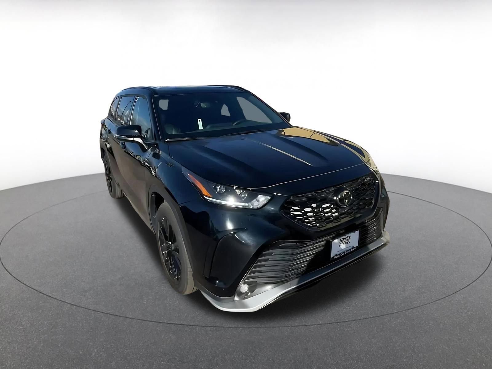 Thumbnail: 2025 Toyota Highlander - 3