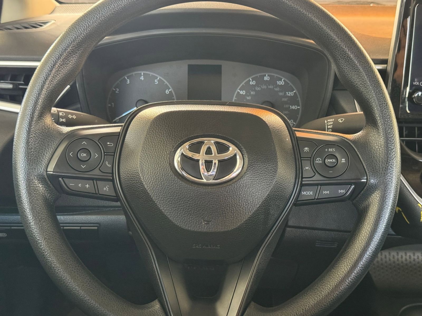 Thumbnail: 2025 Toyota Corolla - 25