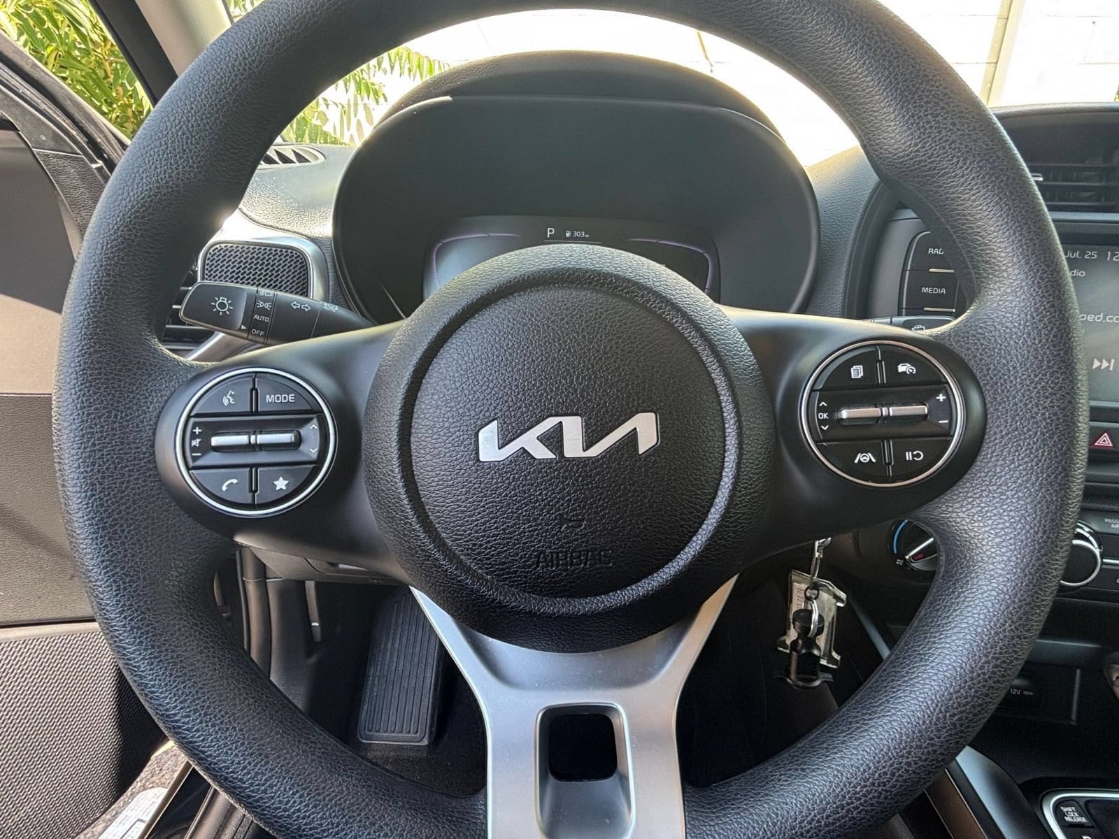 Thumbnail: 2025 Kia Soul - 24