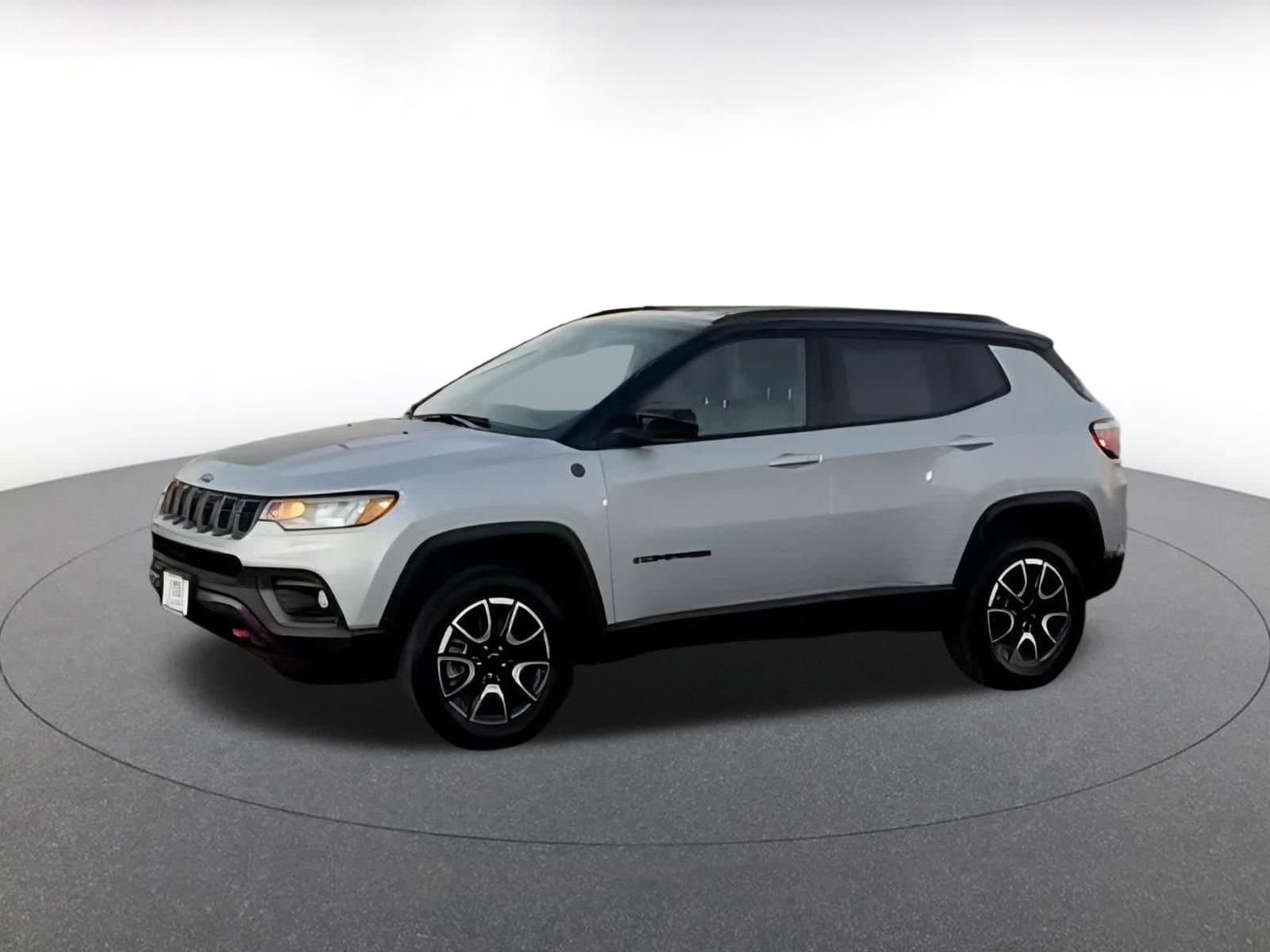 Thumbnail: 2025 Jeep Compass - 4