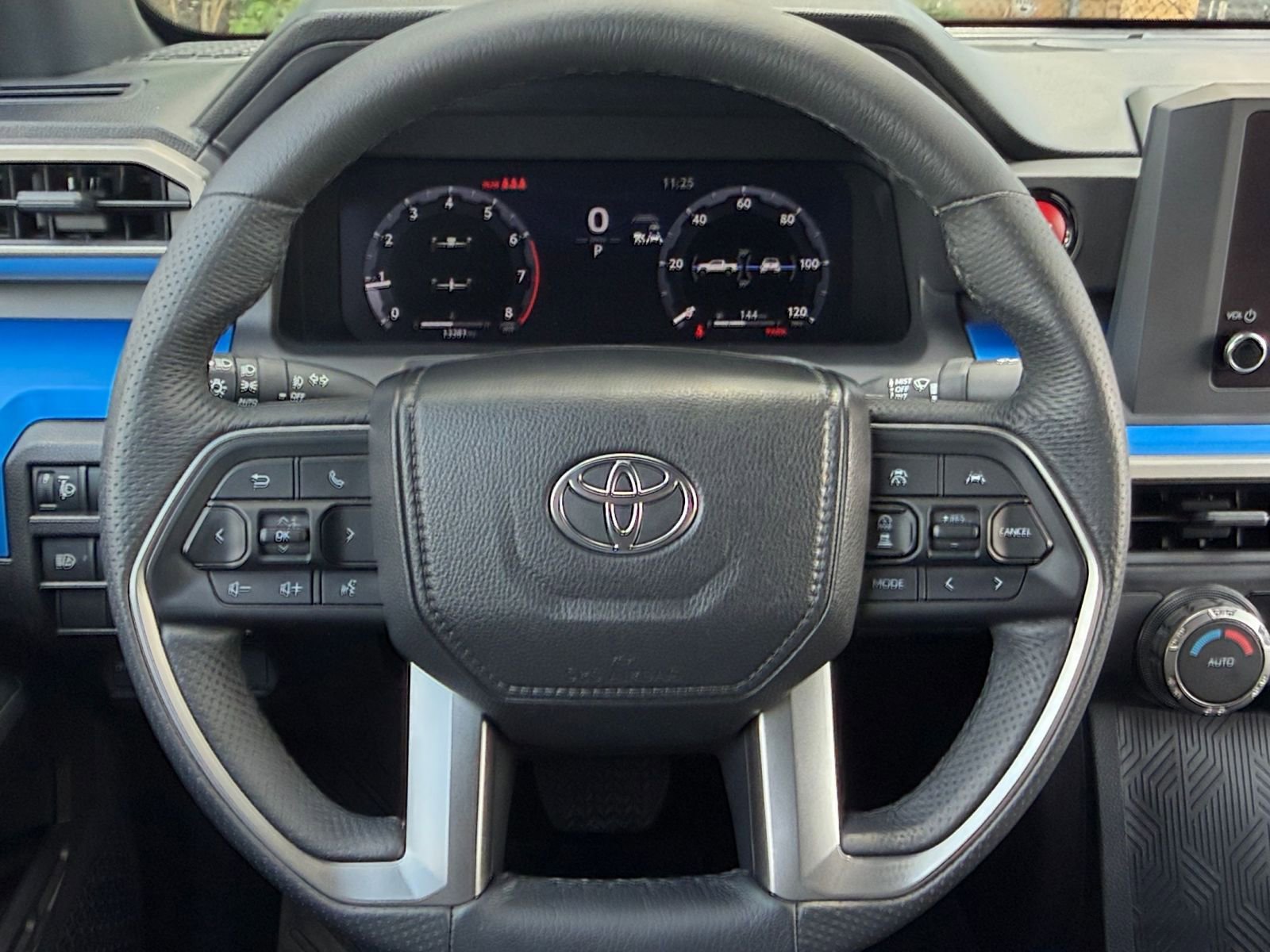 Thumbnail: 2025 Toyota Tacoma - 25