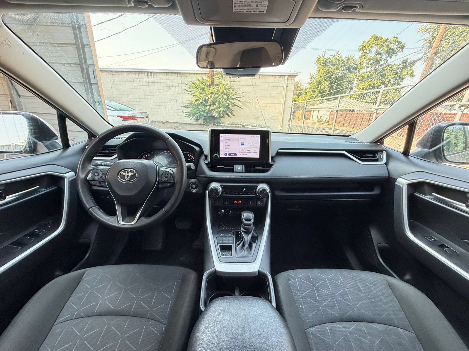 Thumbnail: 2024 Toyota RAV4 - 32