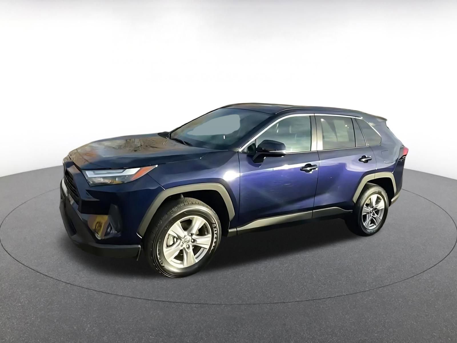 Thumbnail: 2025 Toyota RAV4 - 8