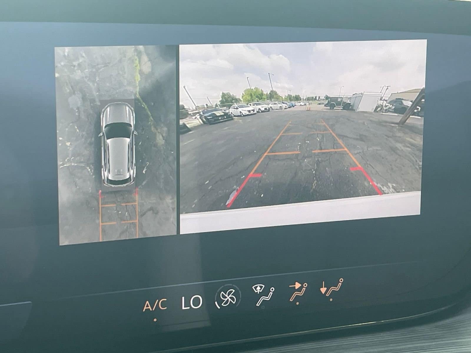 Thumbnail: 2024 Buick Envision - 17