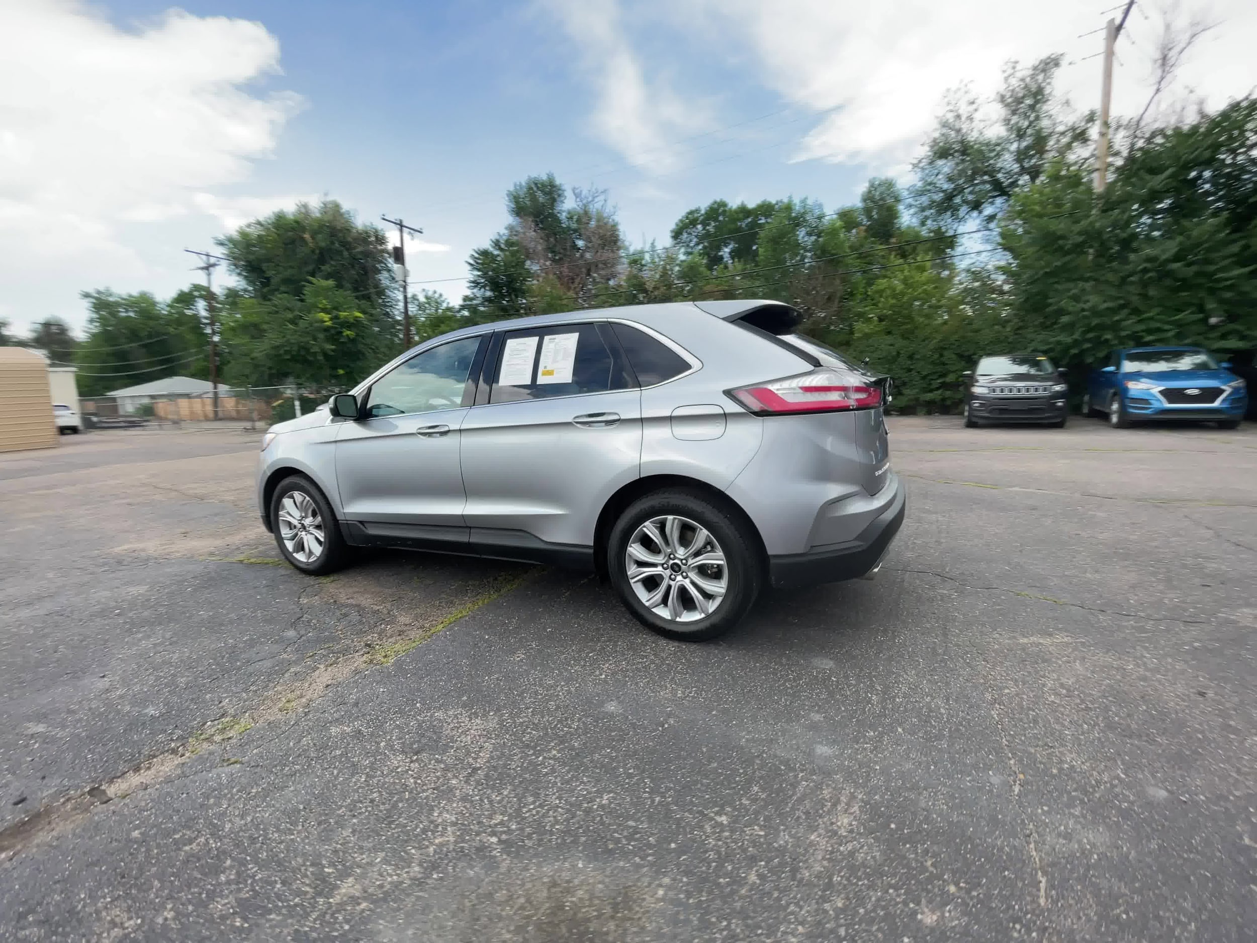 2023 Ford Edge Titanium 10