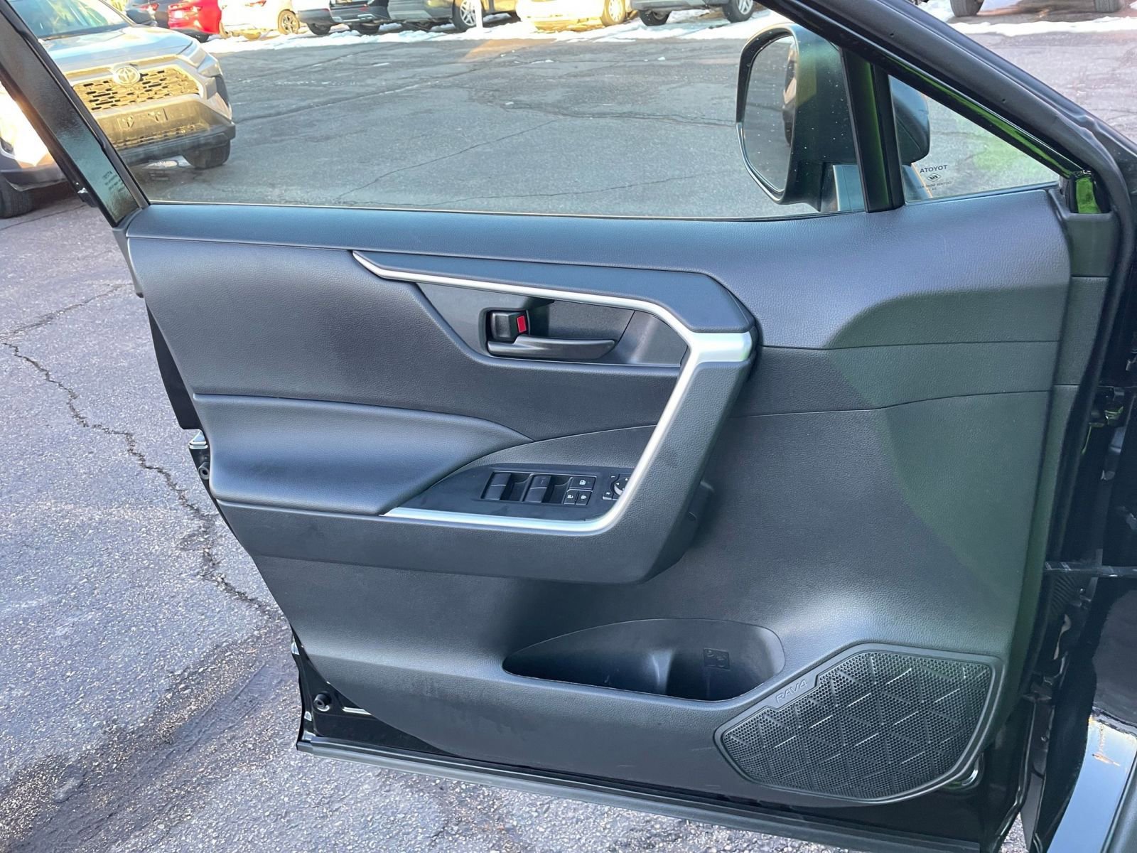 Thumbnail: 2025 Toyota RAV4 - 20