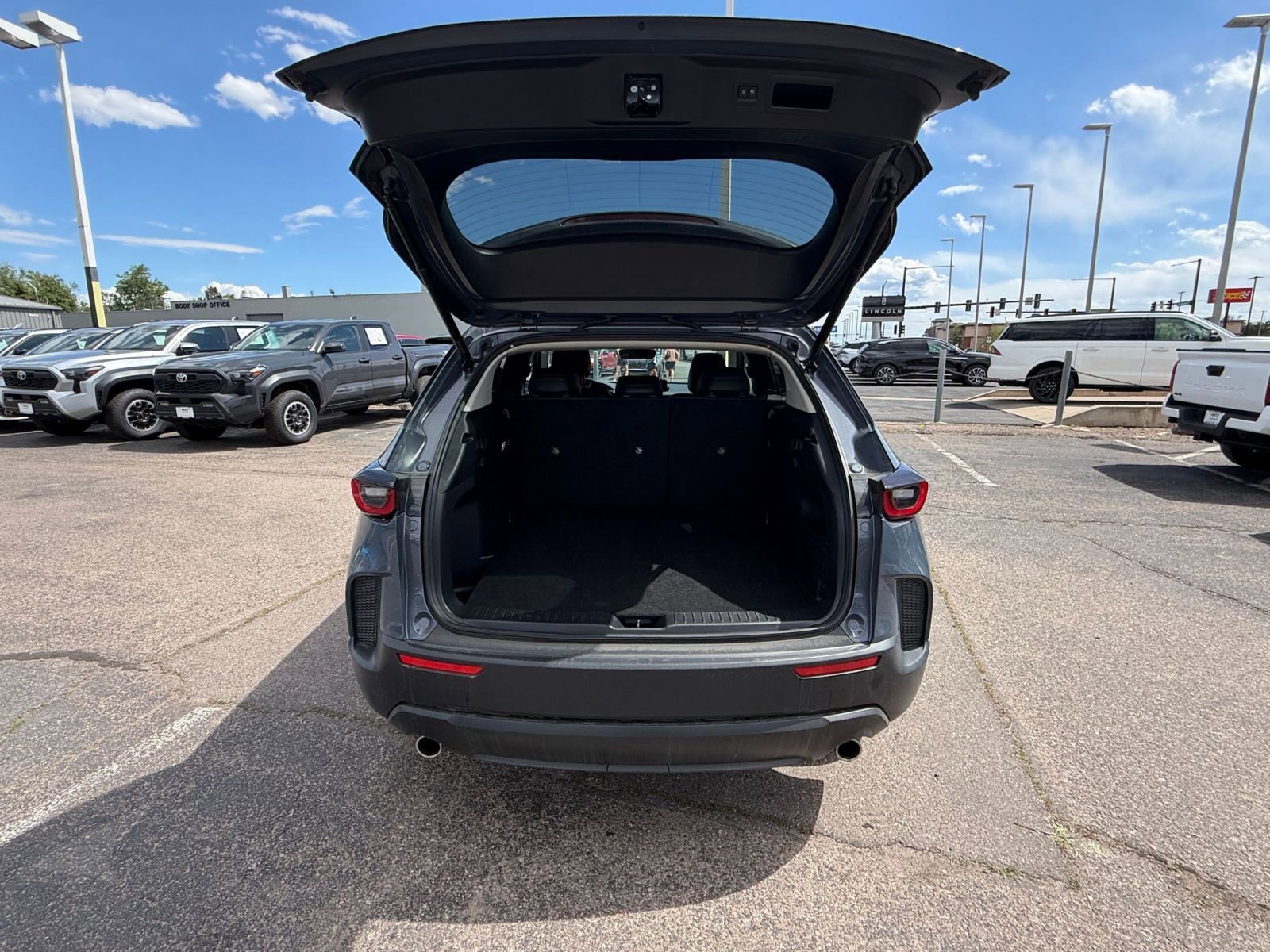 Thumbnail: 2025 Mazda CX-50 - 33