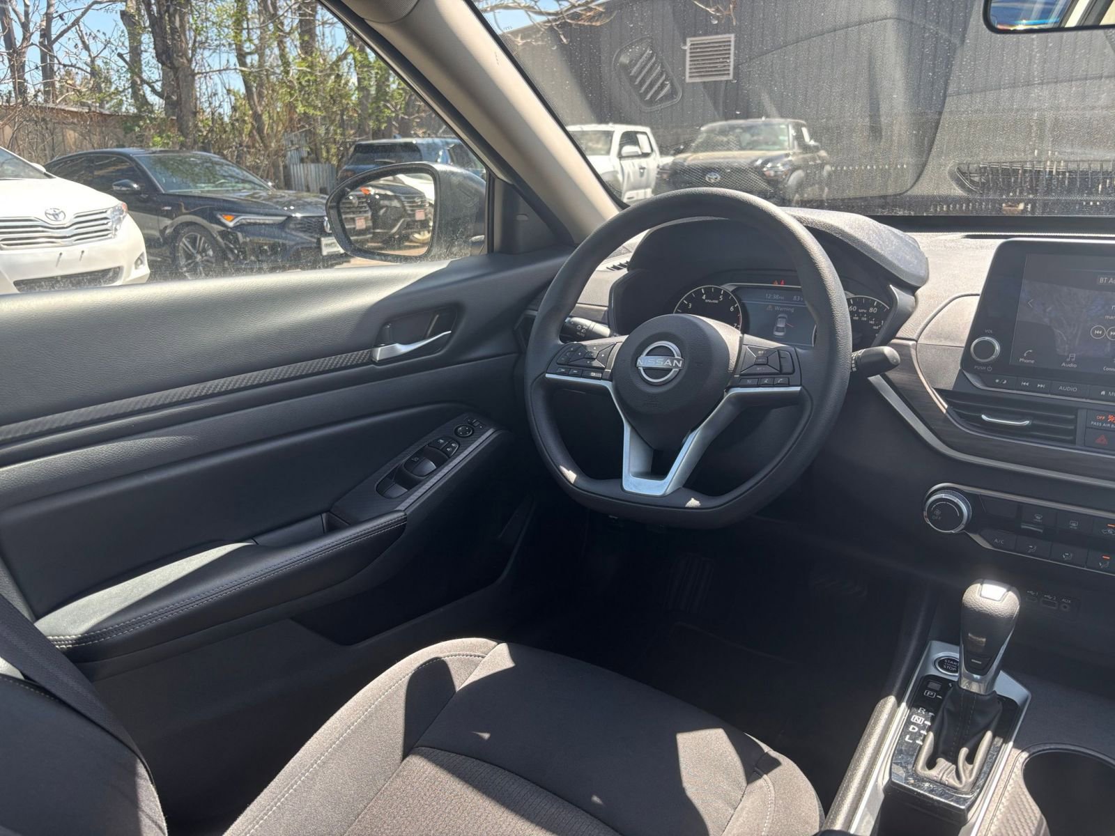 Thumbnail: 2025 Nissan Altima - 32