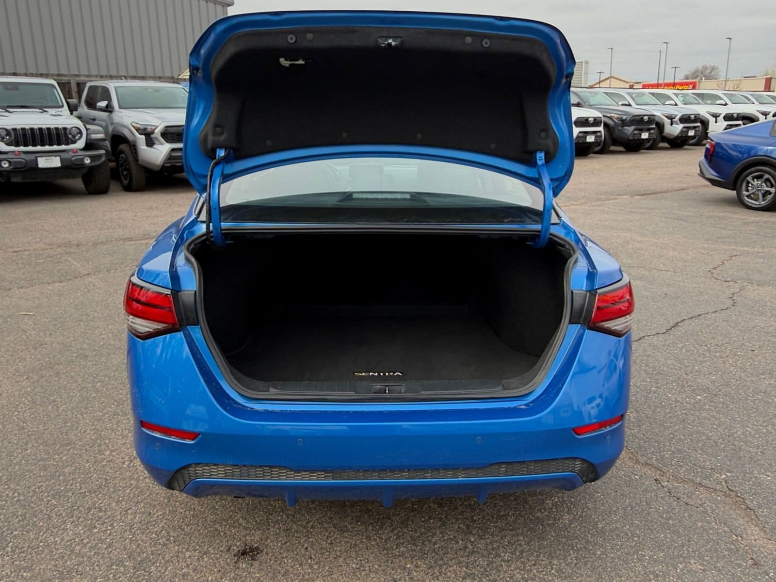 Thumbnail: 2025 Nissan Sentra - 29