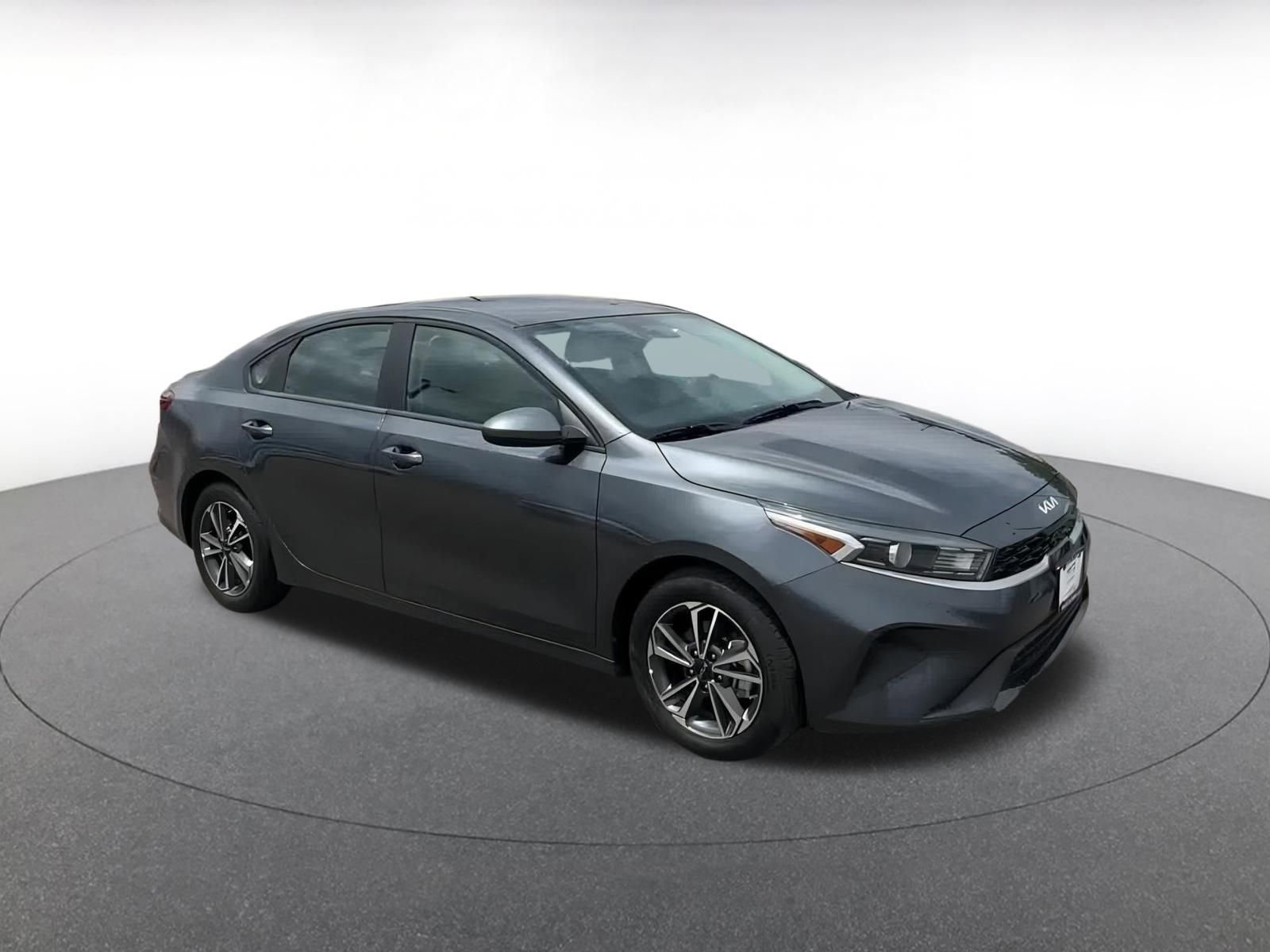 Thumbnail: 2024 Kia Forte - 2