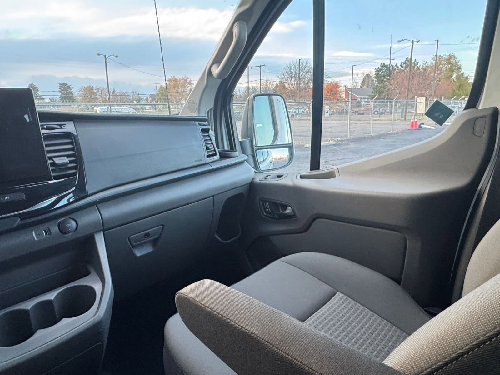 Thumbnail: 2024 Ford Econoline - 34