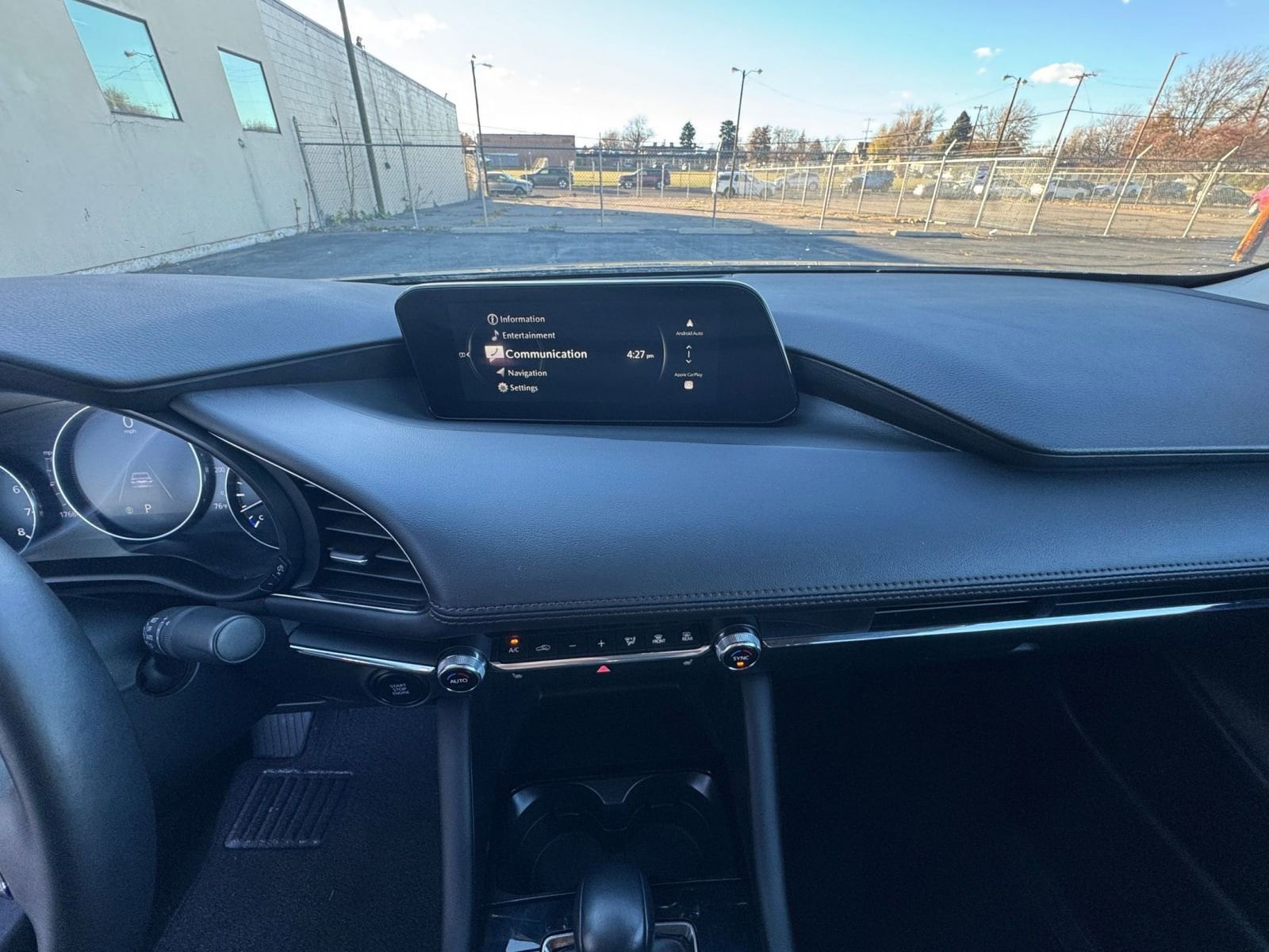 Thumbnail: 2025 Mazda Mazda3 - 18