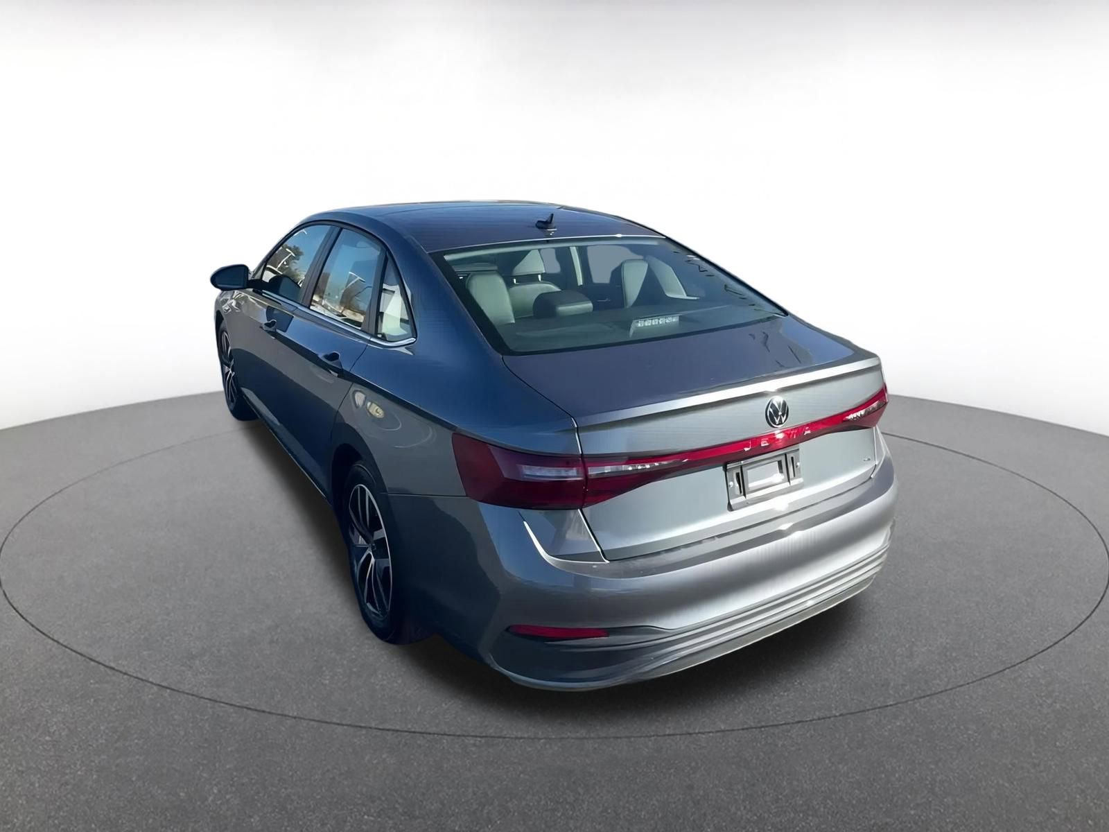 Thumbnail: 2025 Volkswagen Jetta - 14