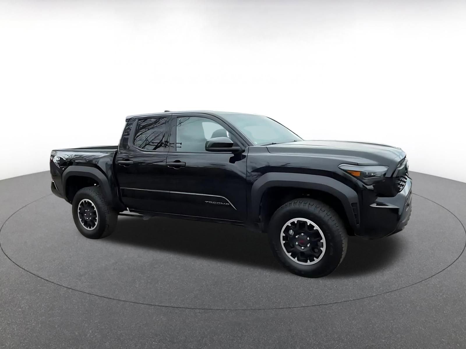 Thumbnail: 2025 Toyota Tacoma - 2