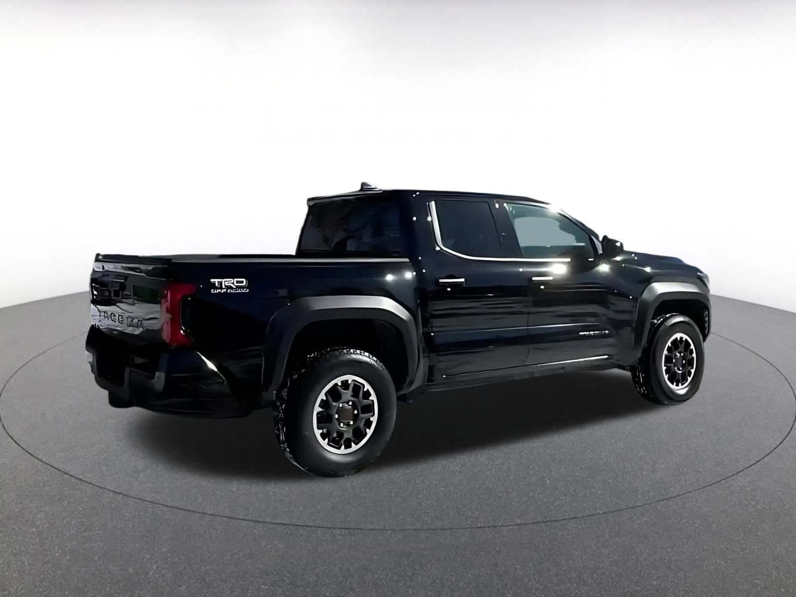 Thumbnail: 2025 Toyota Tacoma - 7