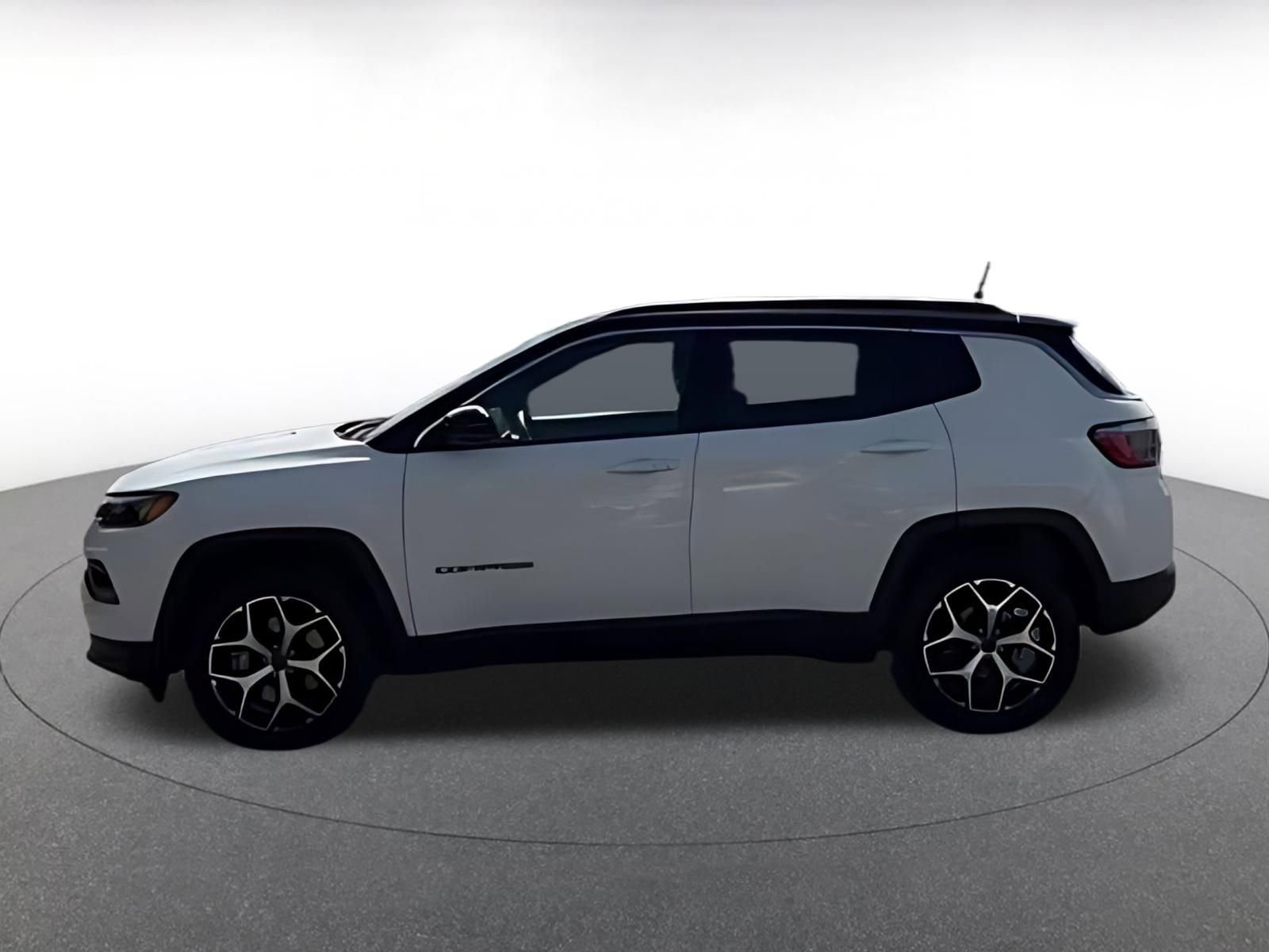 Thumbnail: 2025 Jeep Compass - 14