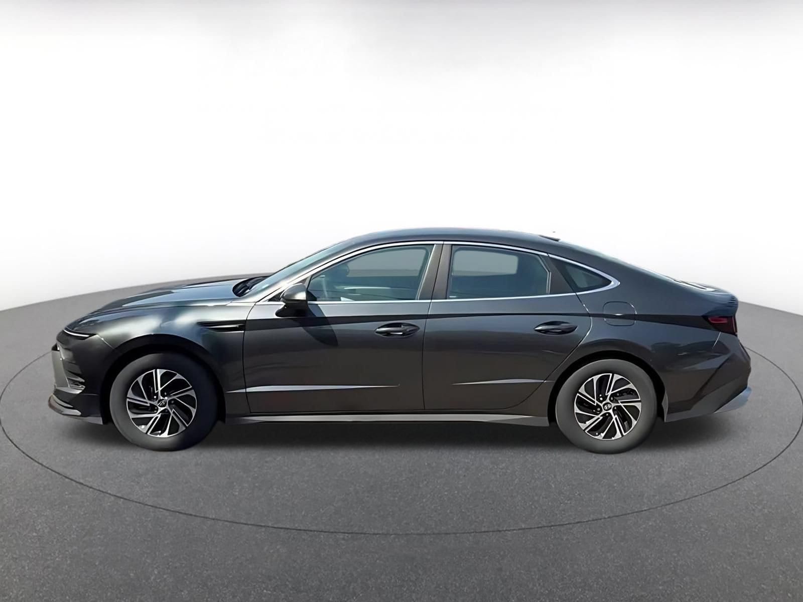 Thumbnail: 2026 Hyundai Sonata - 9