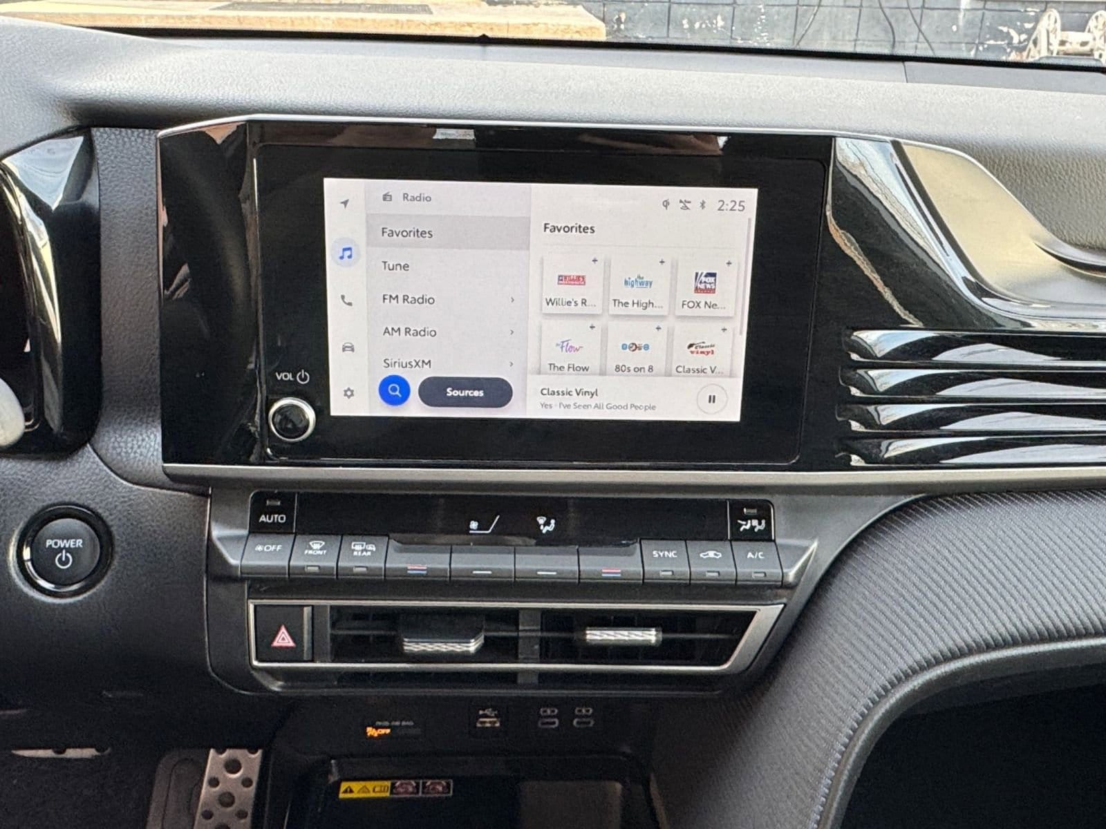 Thumbnail: 2025 Toyota Camry - 21