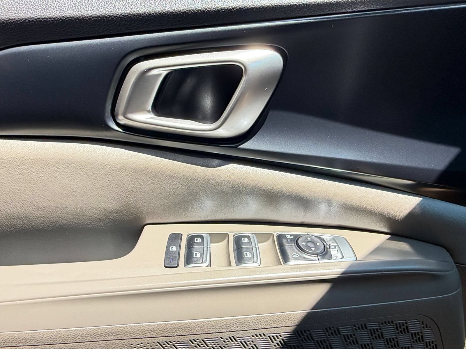 Thumbnail: 2026 Kia Carnival - 18
