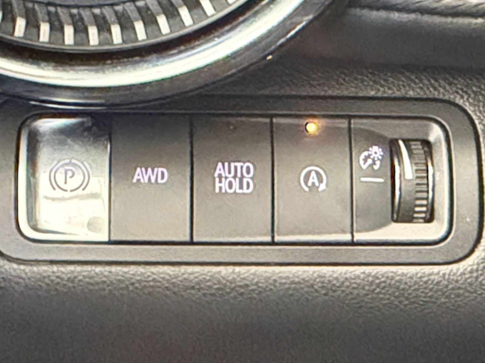 Thumbnail: 2025 Chevrolet Equinox - 32