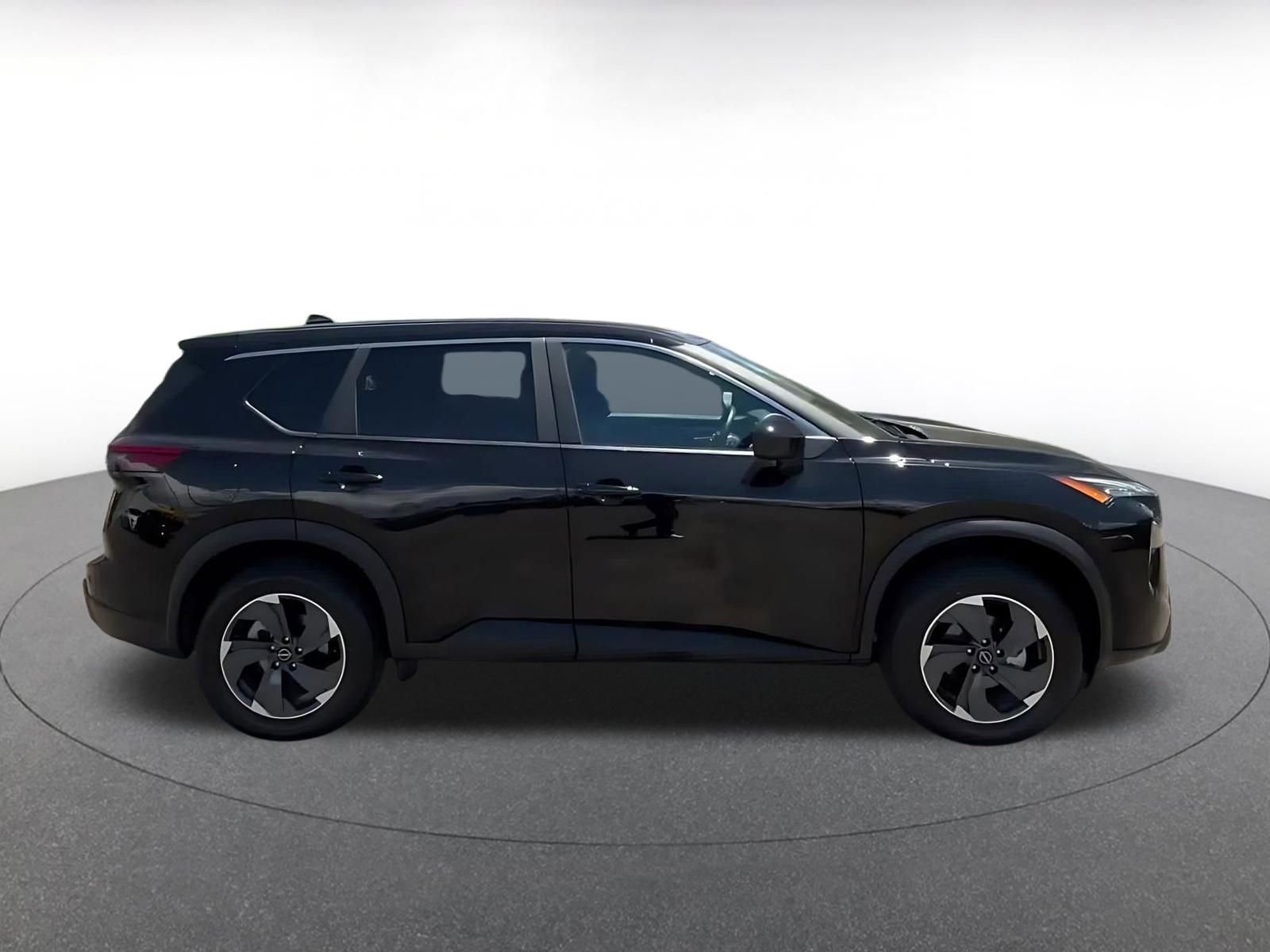 Thumbnail: 2025 Nissan Rogue - 16