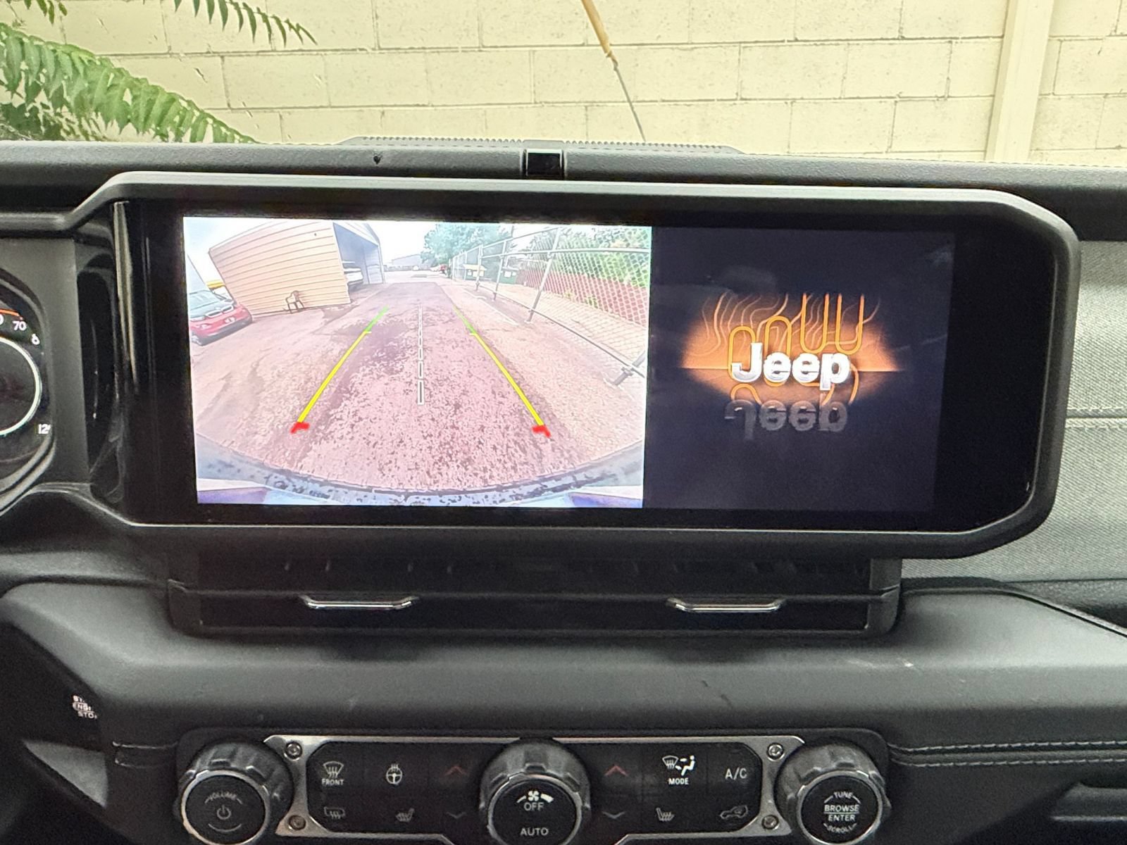 Thumbnail: 2025 Jeep Wrangler - 23