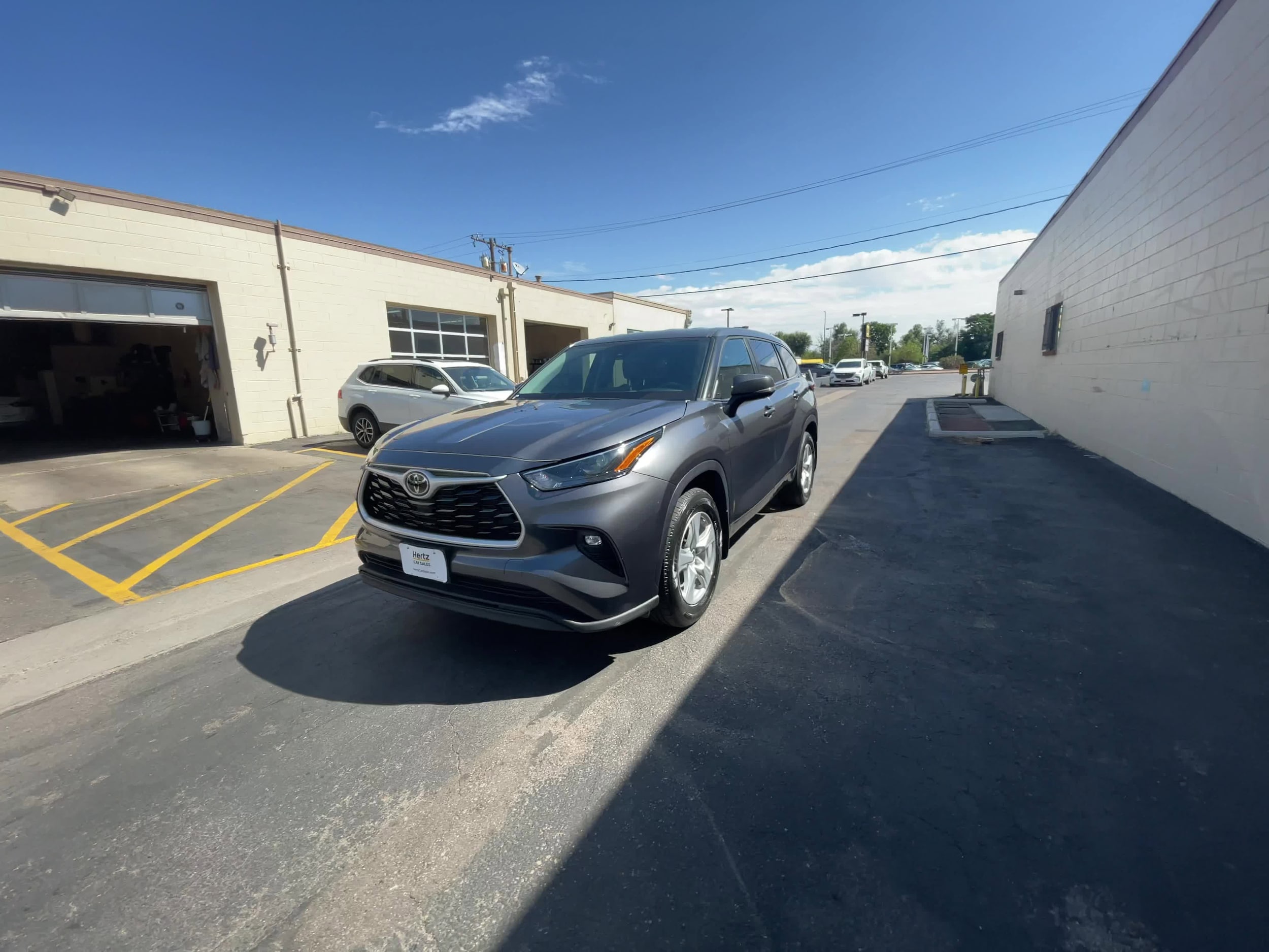 2023 Toyota Highlander LE 10